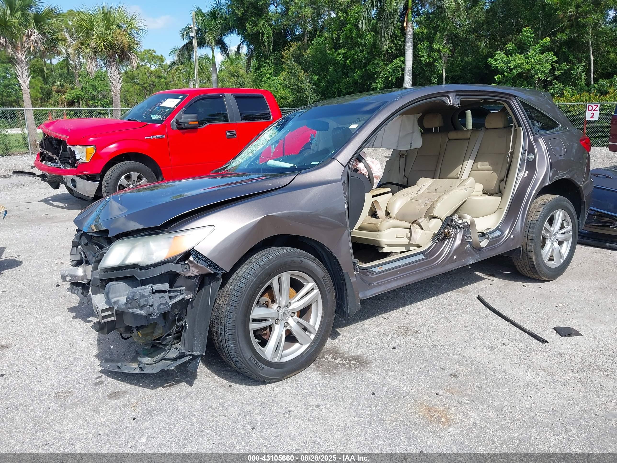 ACURA RDX image 2
