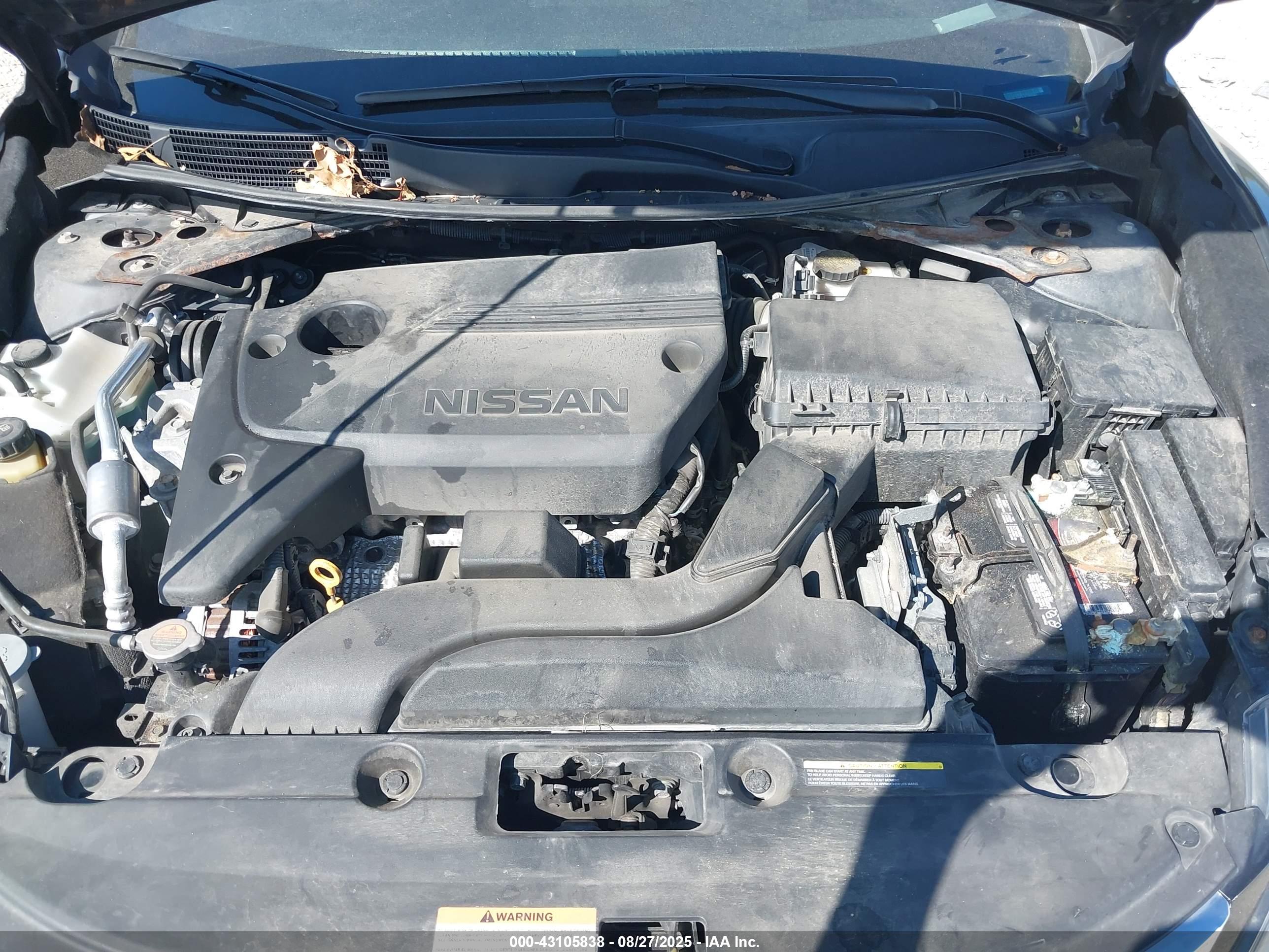 NISSAN ALTIMA image 10