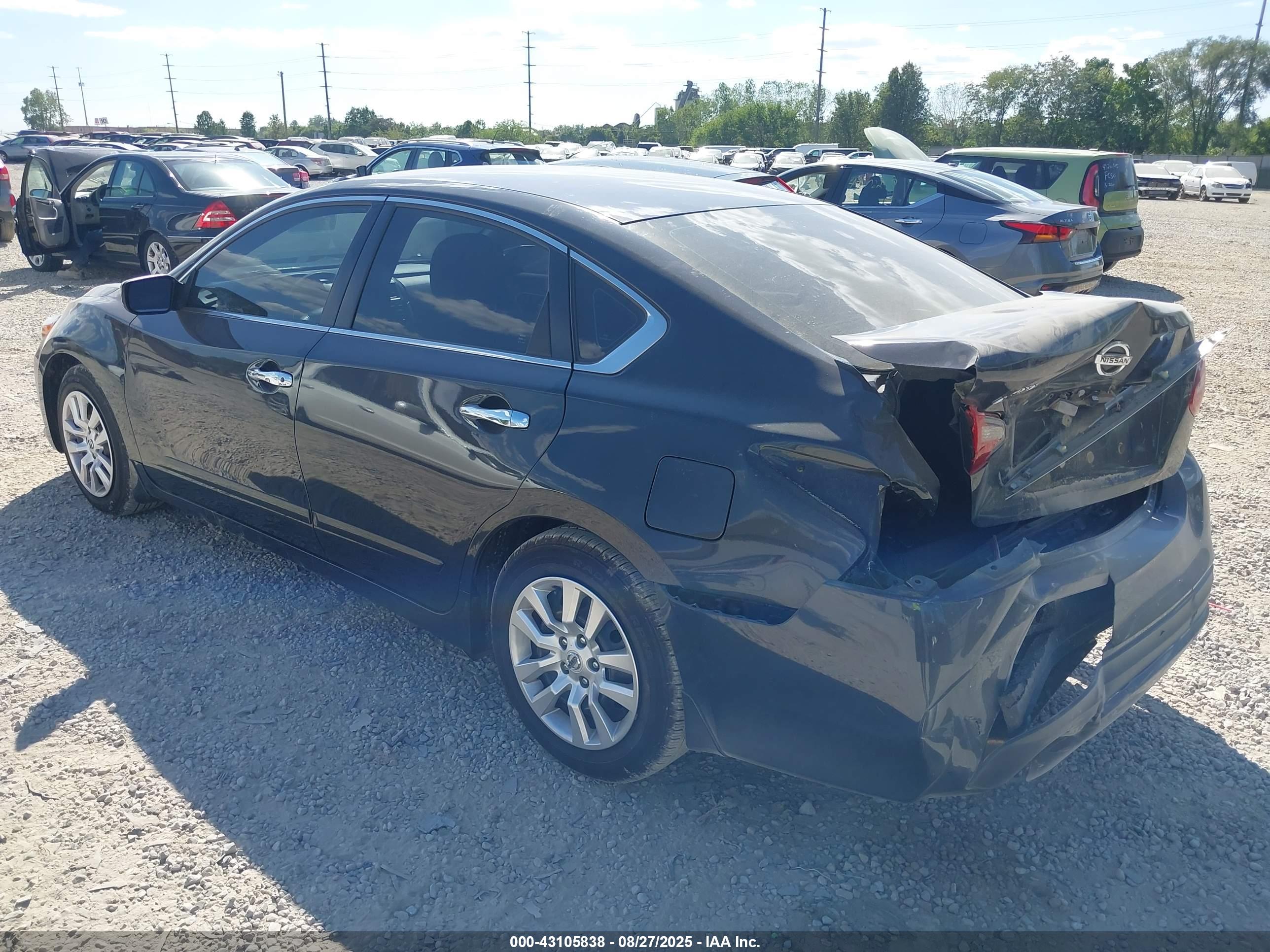 NISSAN ALTIMA image 3