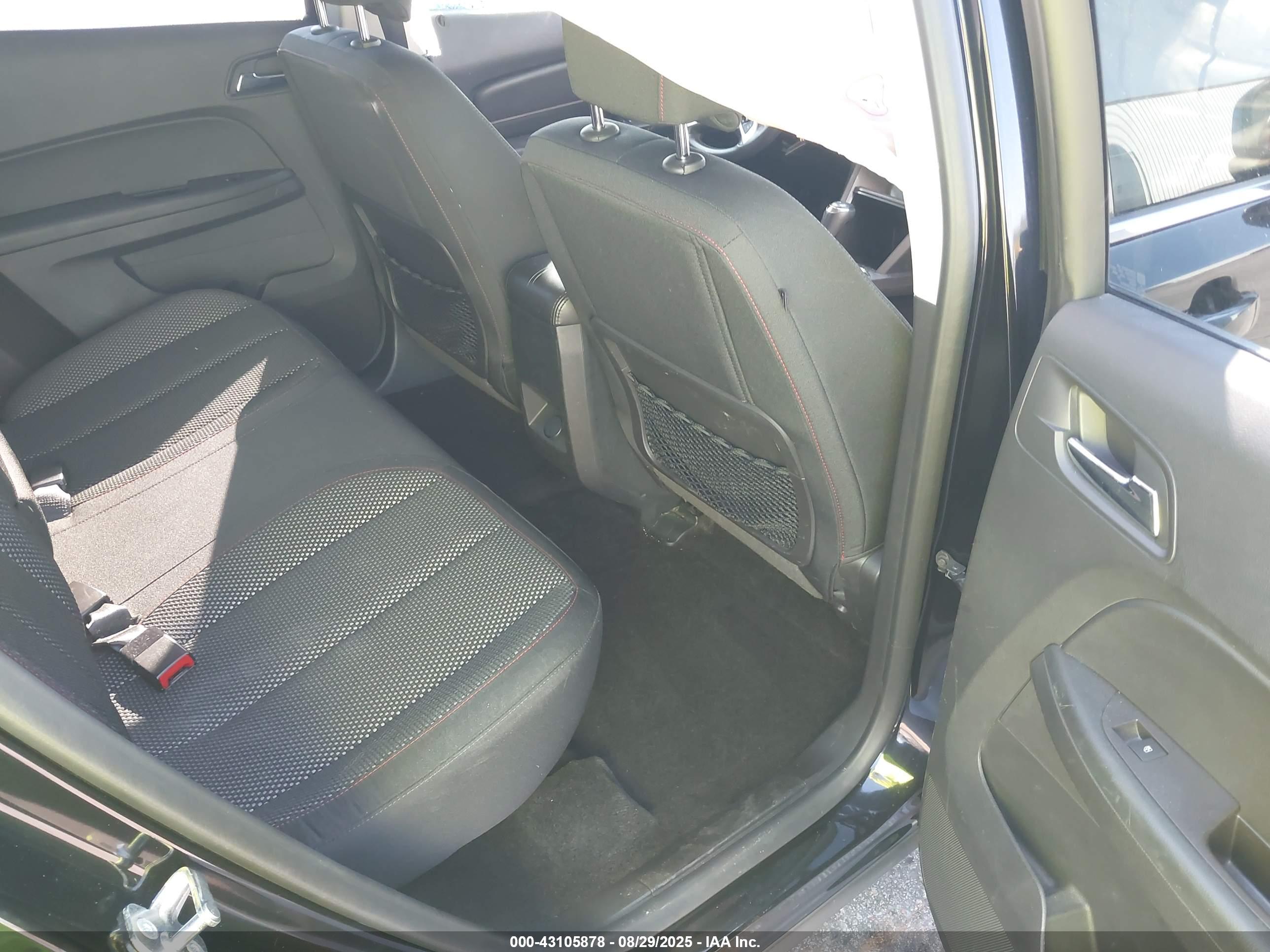 GMC TERRAIN image 8