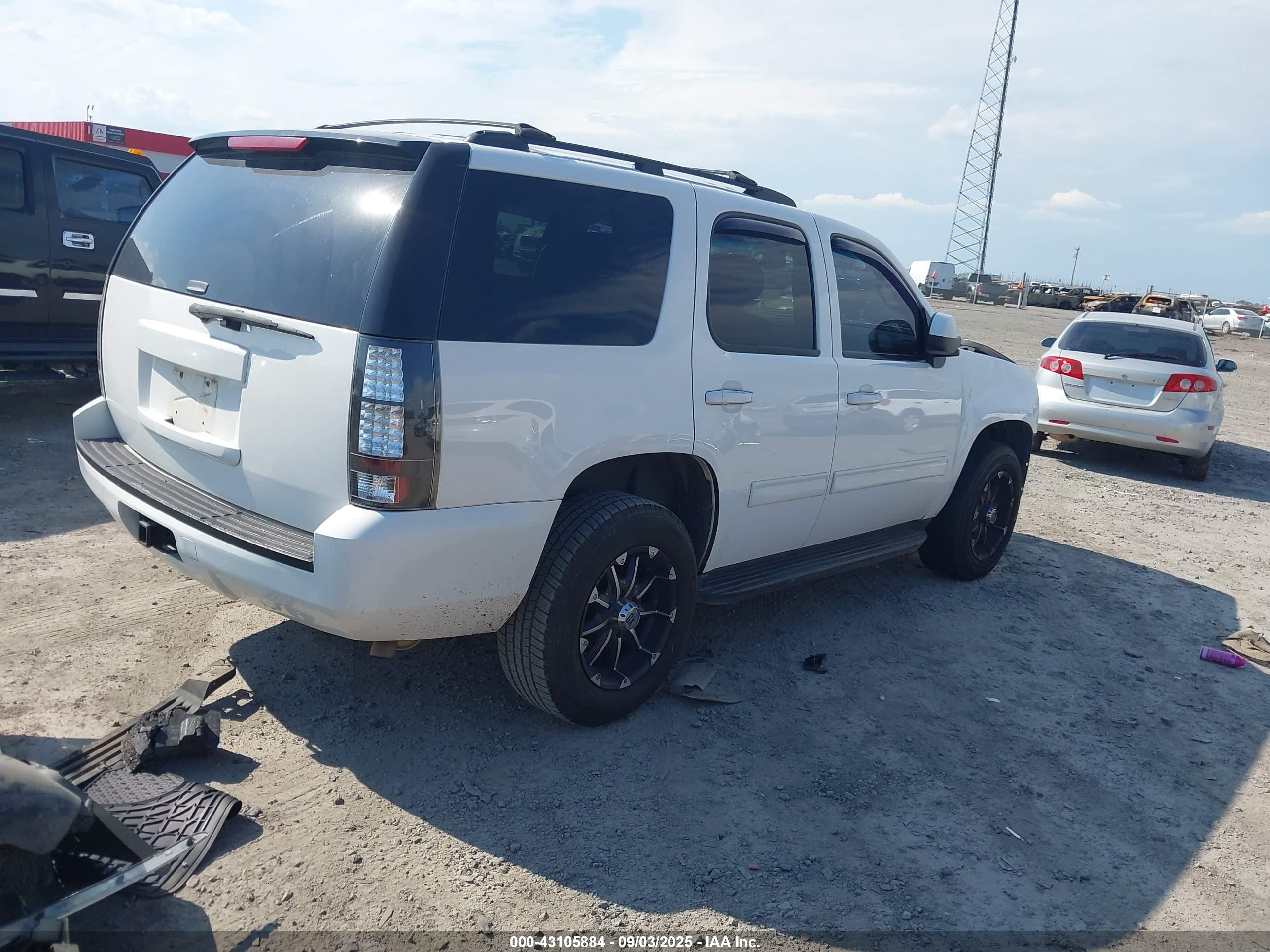 GMC YUKON image 4