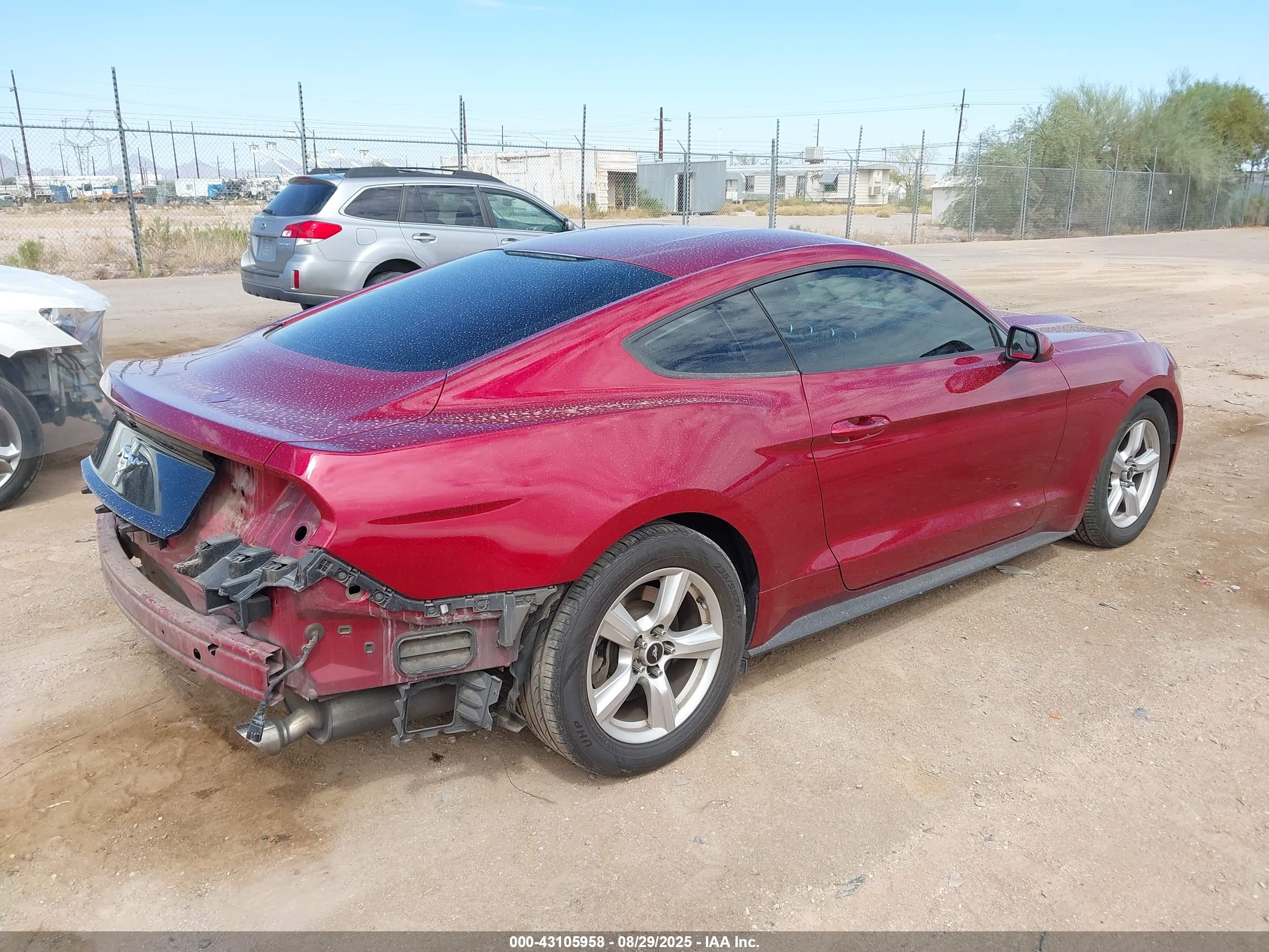 FORD MUSTANG image 4