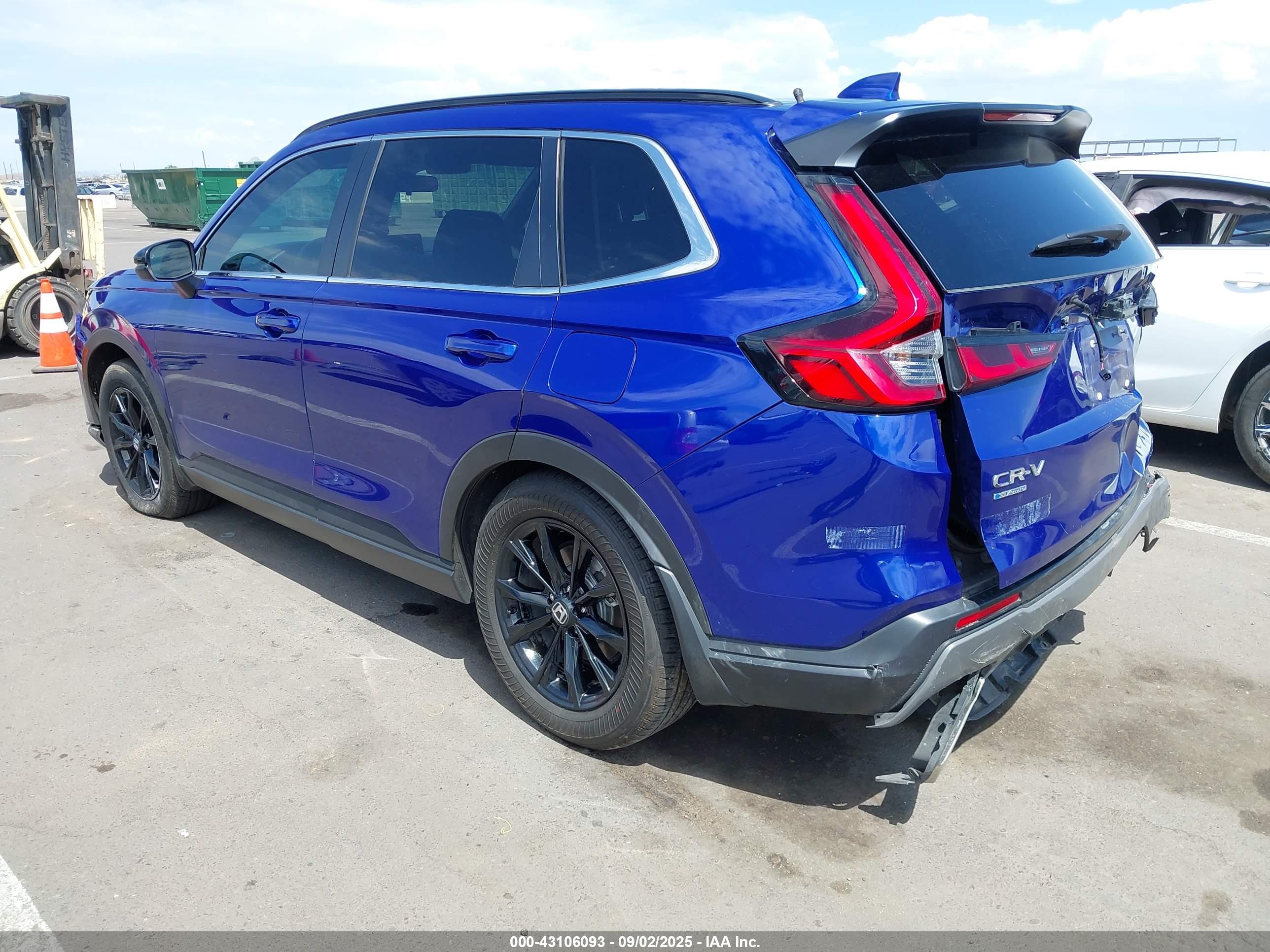 HONDA CR-V image 3
