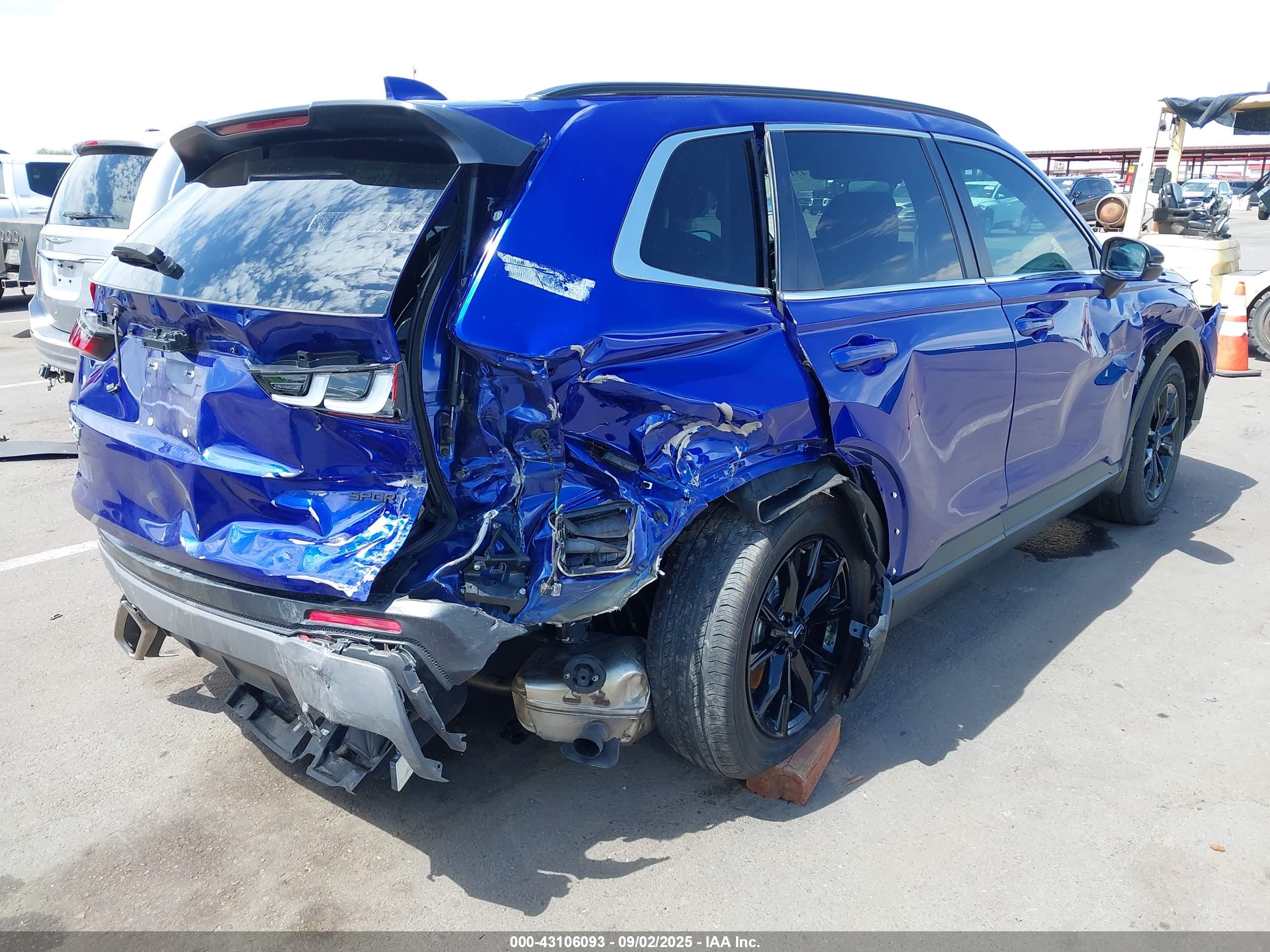 HONDA CR-V image 4