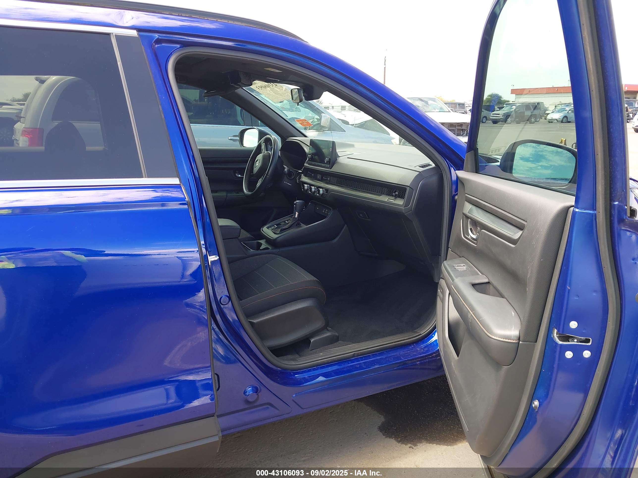 HONDA CR-V image 5