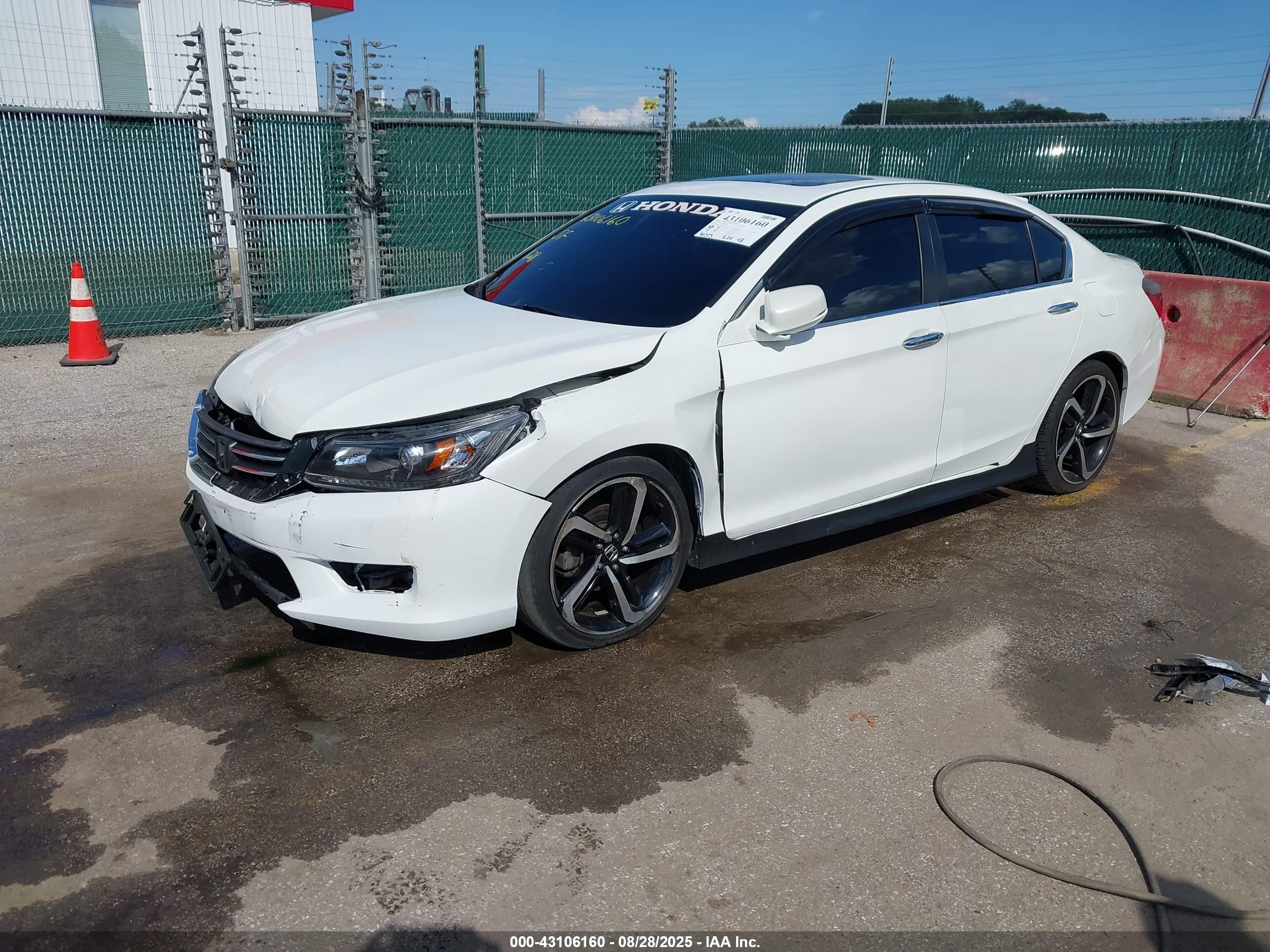HONDA ACCORD image 2