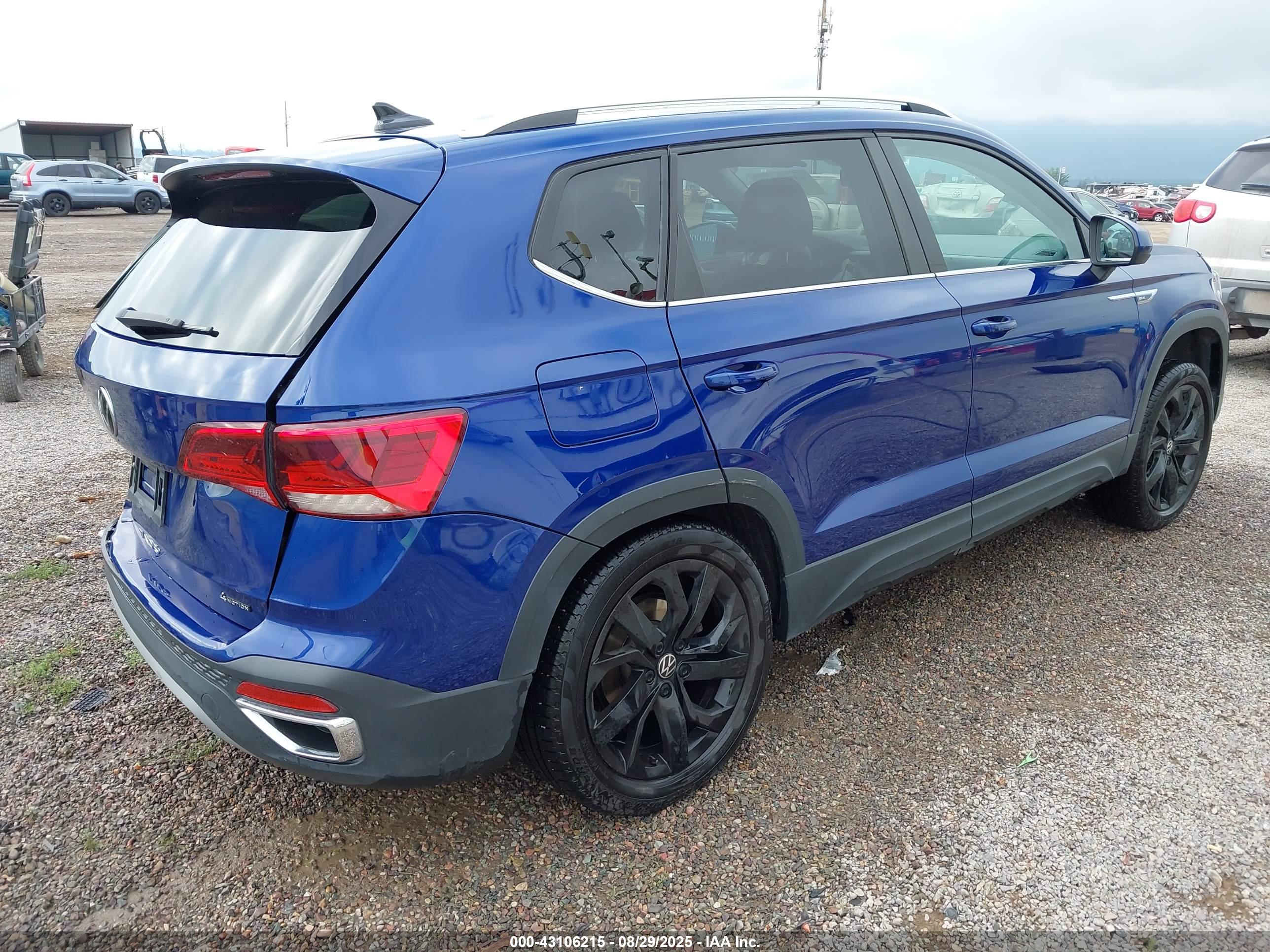 VOLKSWAGEN TAOS image 4