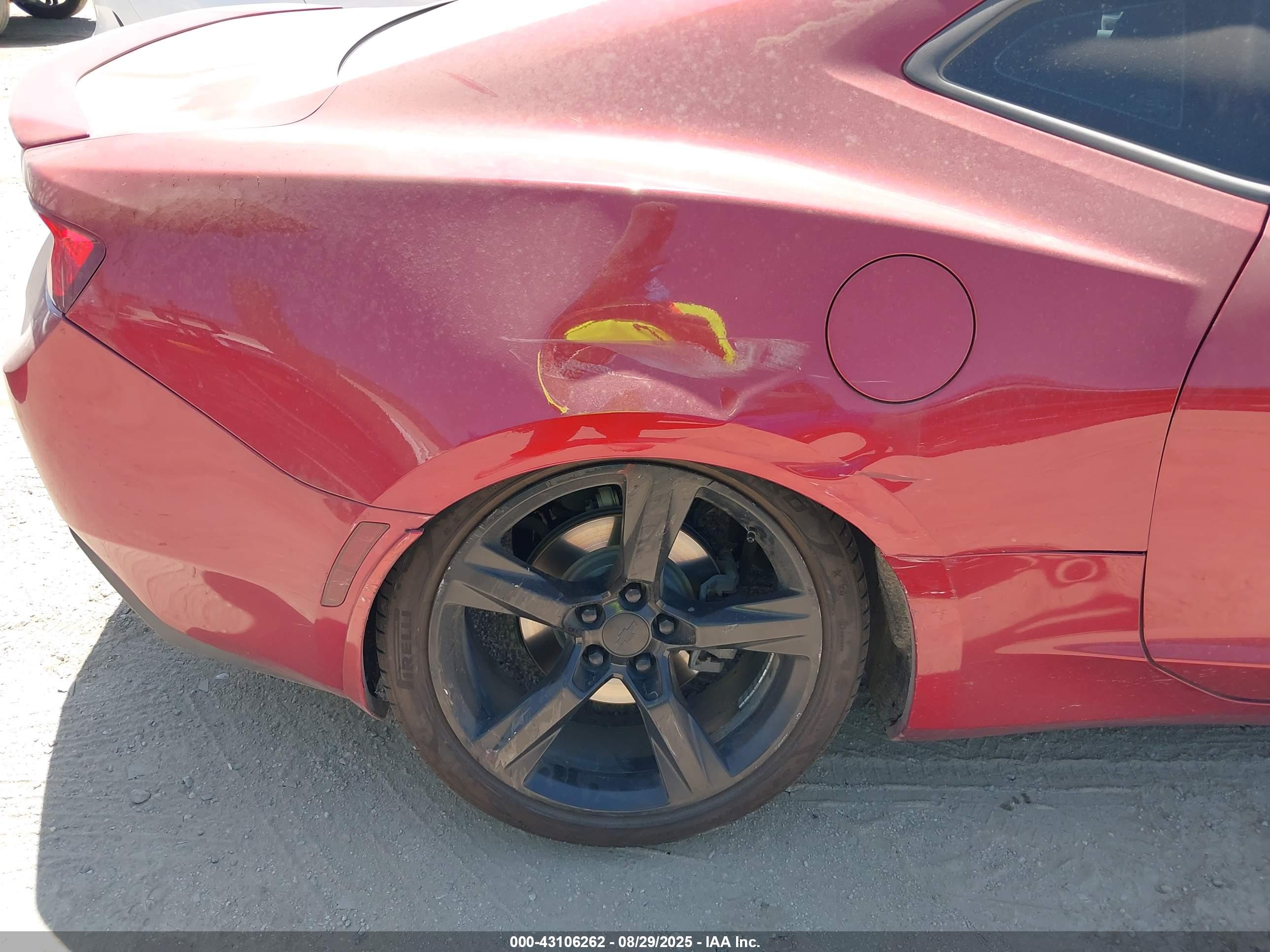 CHEVROLET CAMARO image 6