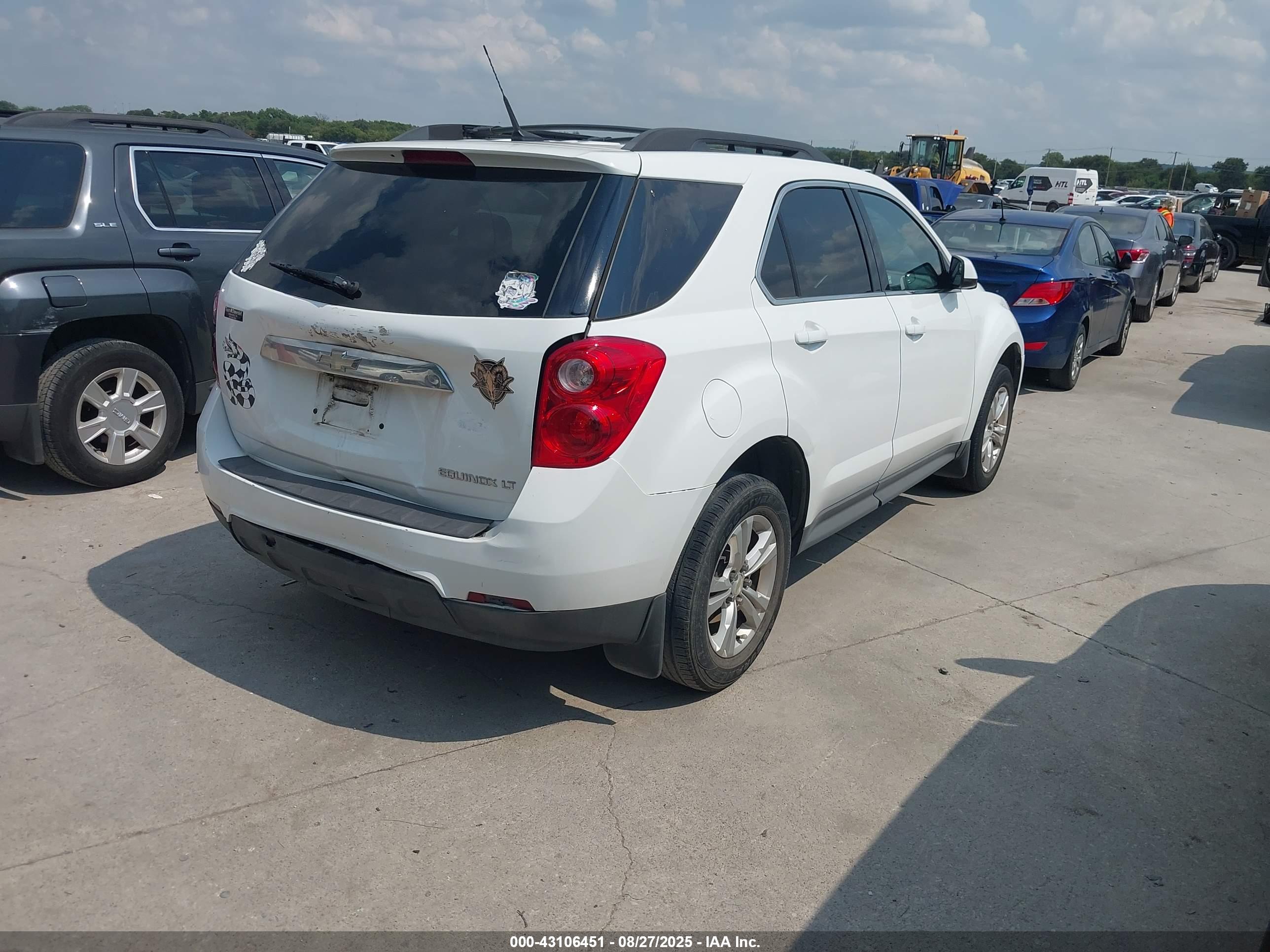 CHEVROLET EQUINOX image 4
