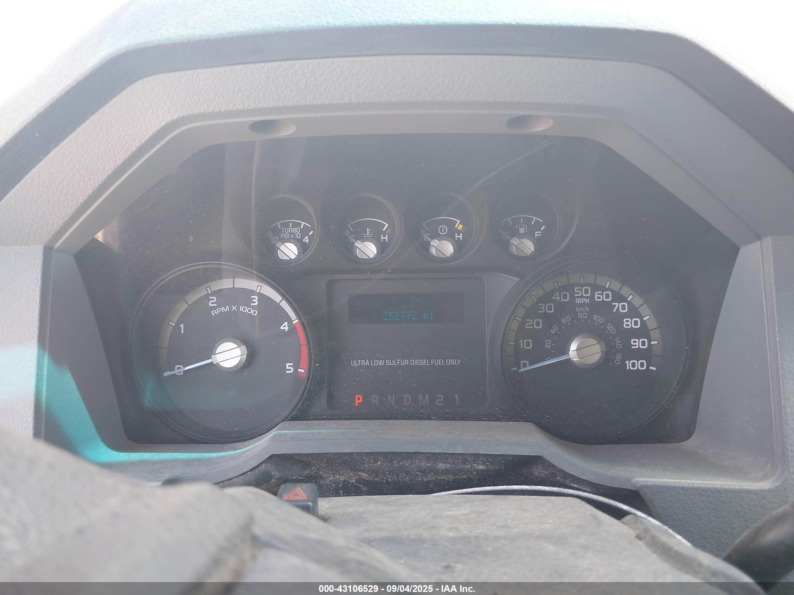 FORD F-350 image 6