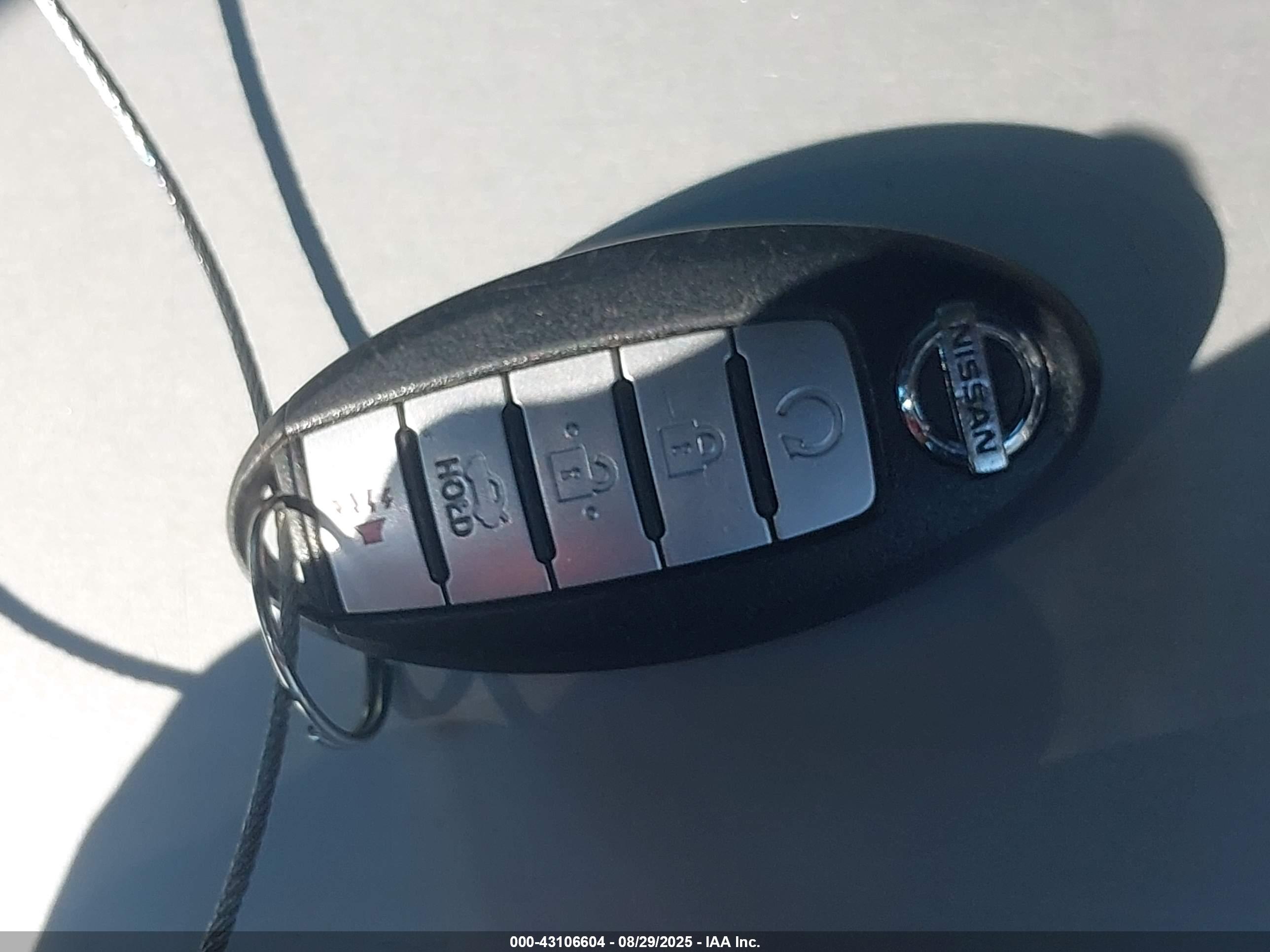 NISSAN ALTIMA image 11