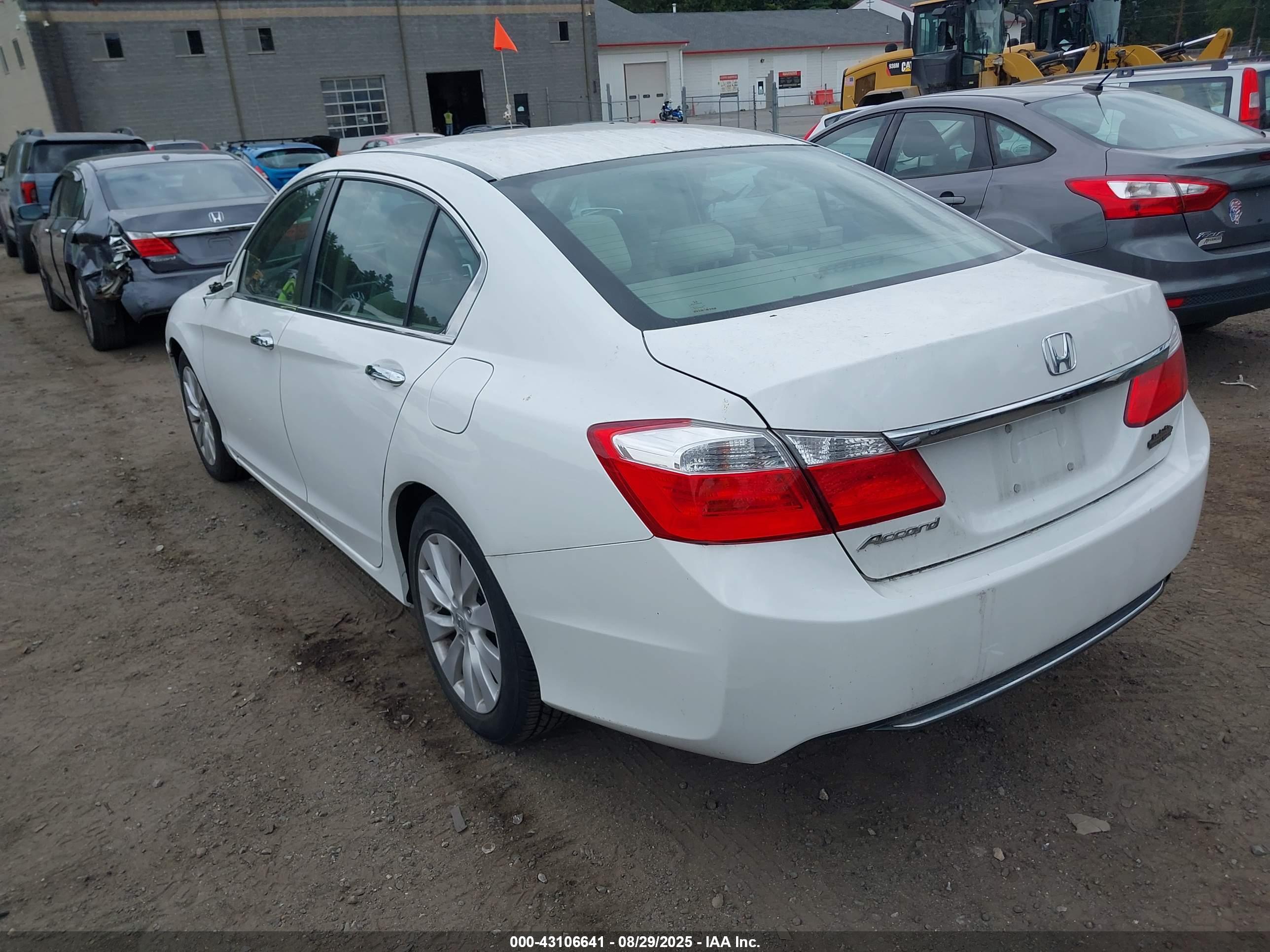HONDA ACCORD image 3