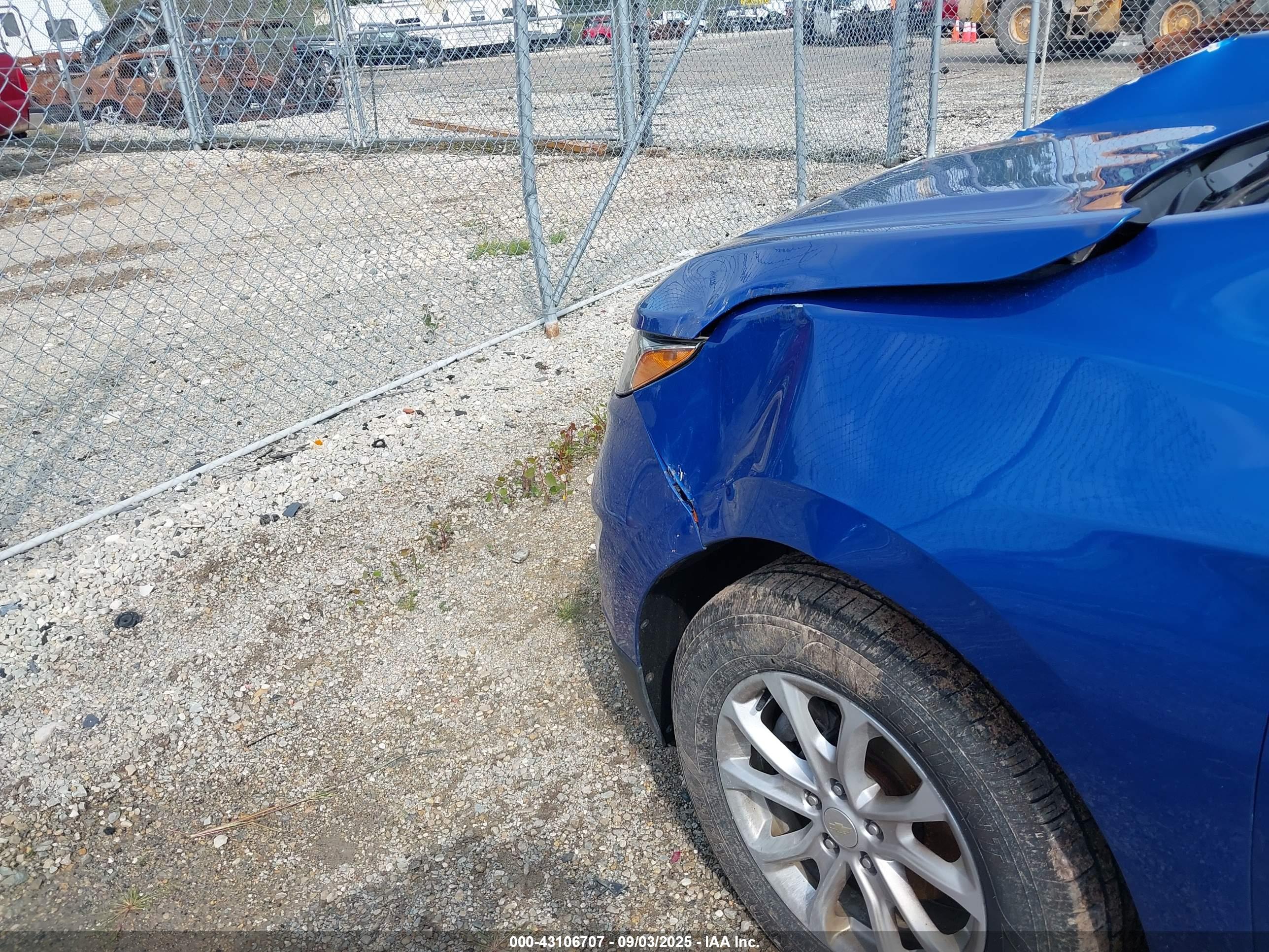 CHEVROLET EQUINOX image 6