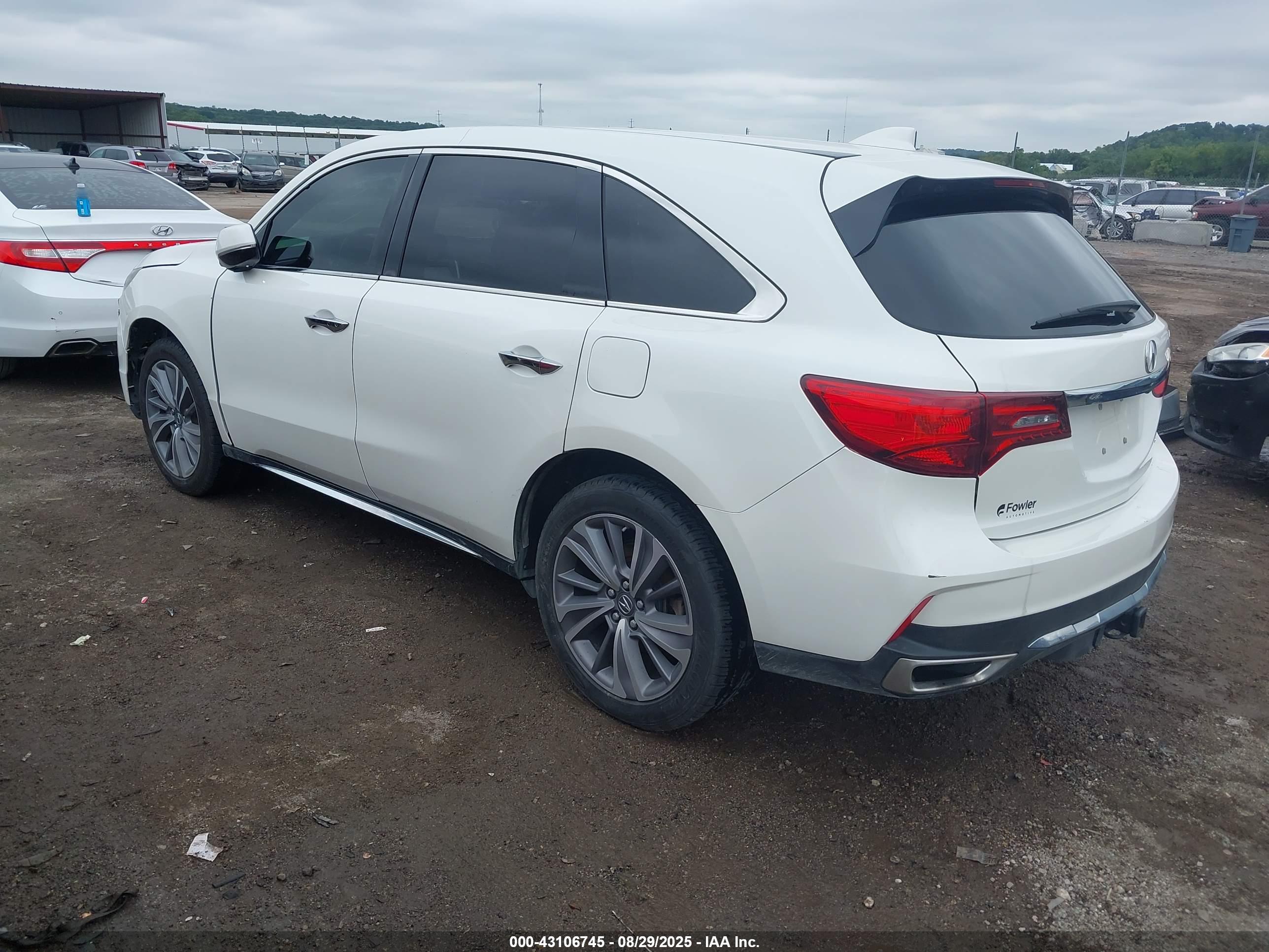ACURA MDX image 3