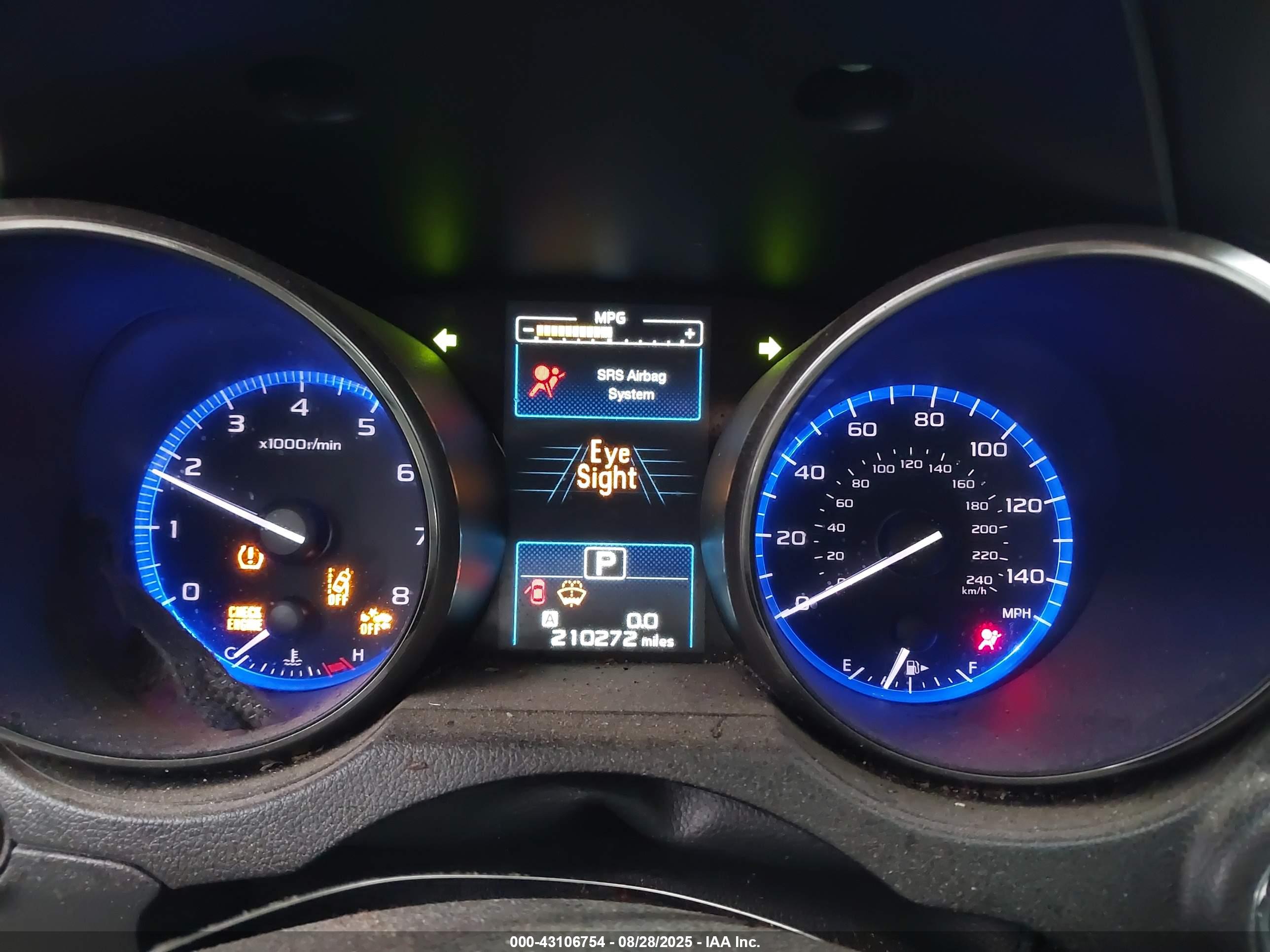 SUBARU OUTBACK image 7
