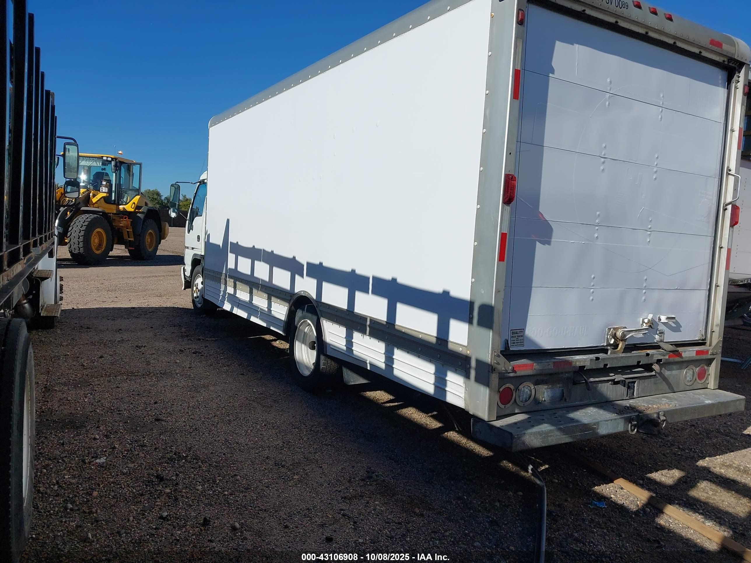 GMC W5500 image 3
