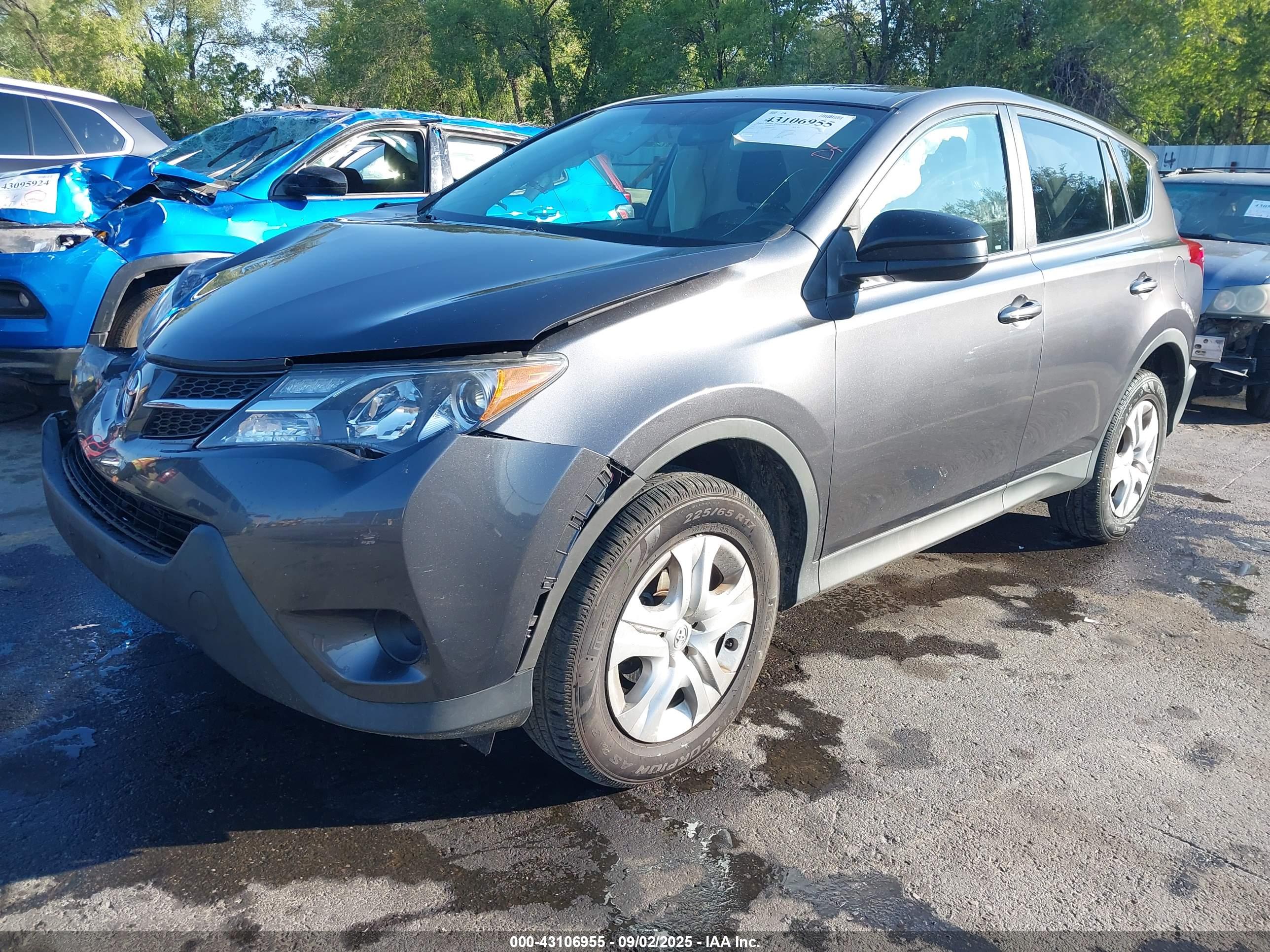 TOYOTA RAV4 image 2
