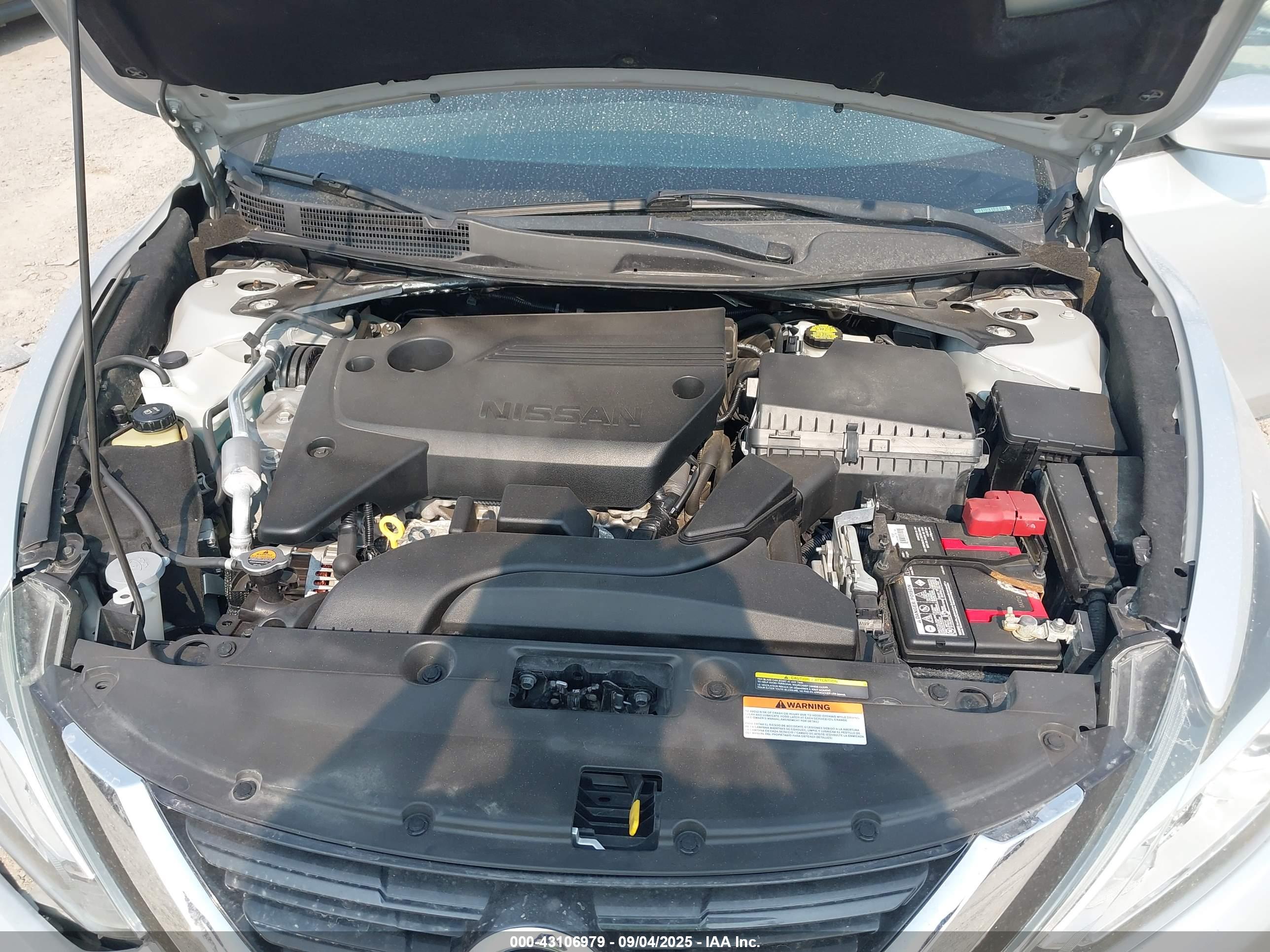 NISSAN ALTIMA image 10