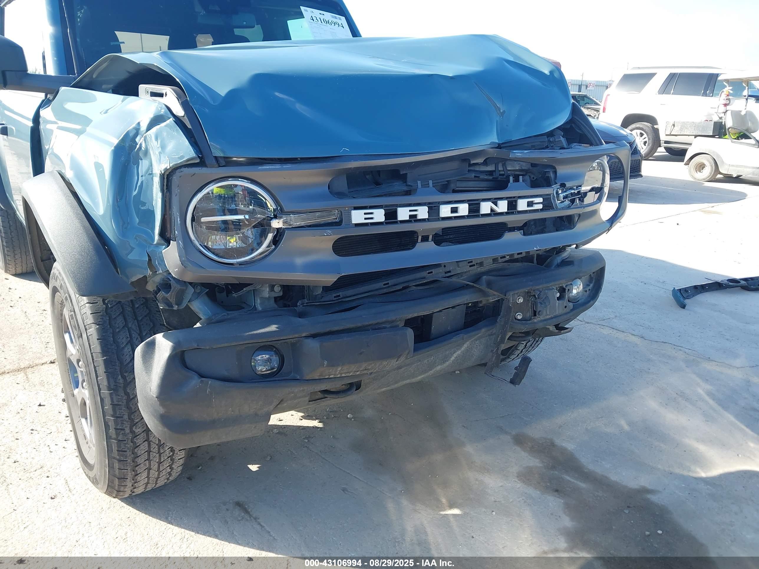 FORD BRONCO image 6