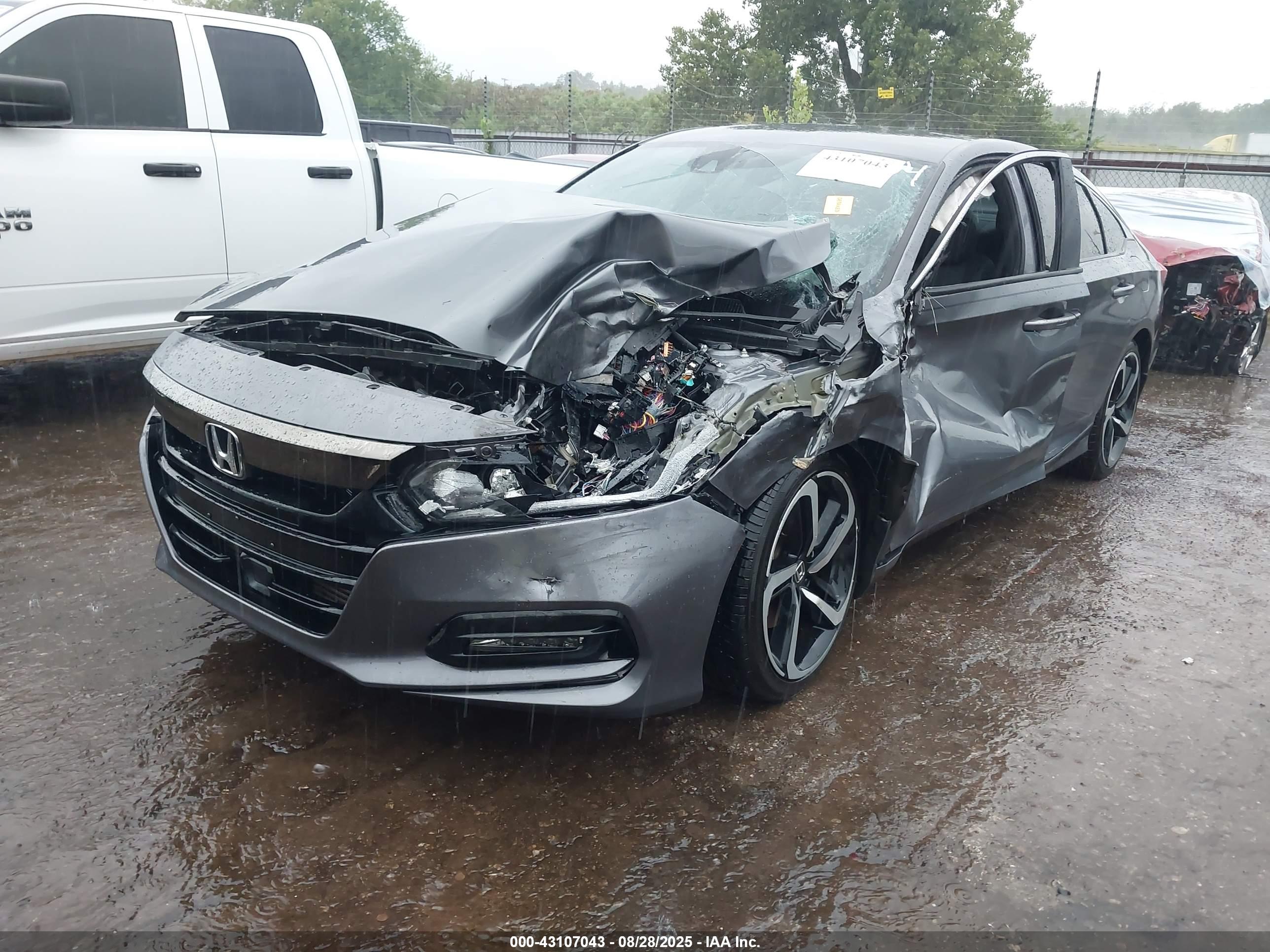 HONDA ACCORD image 2
