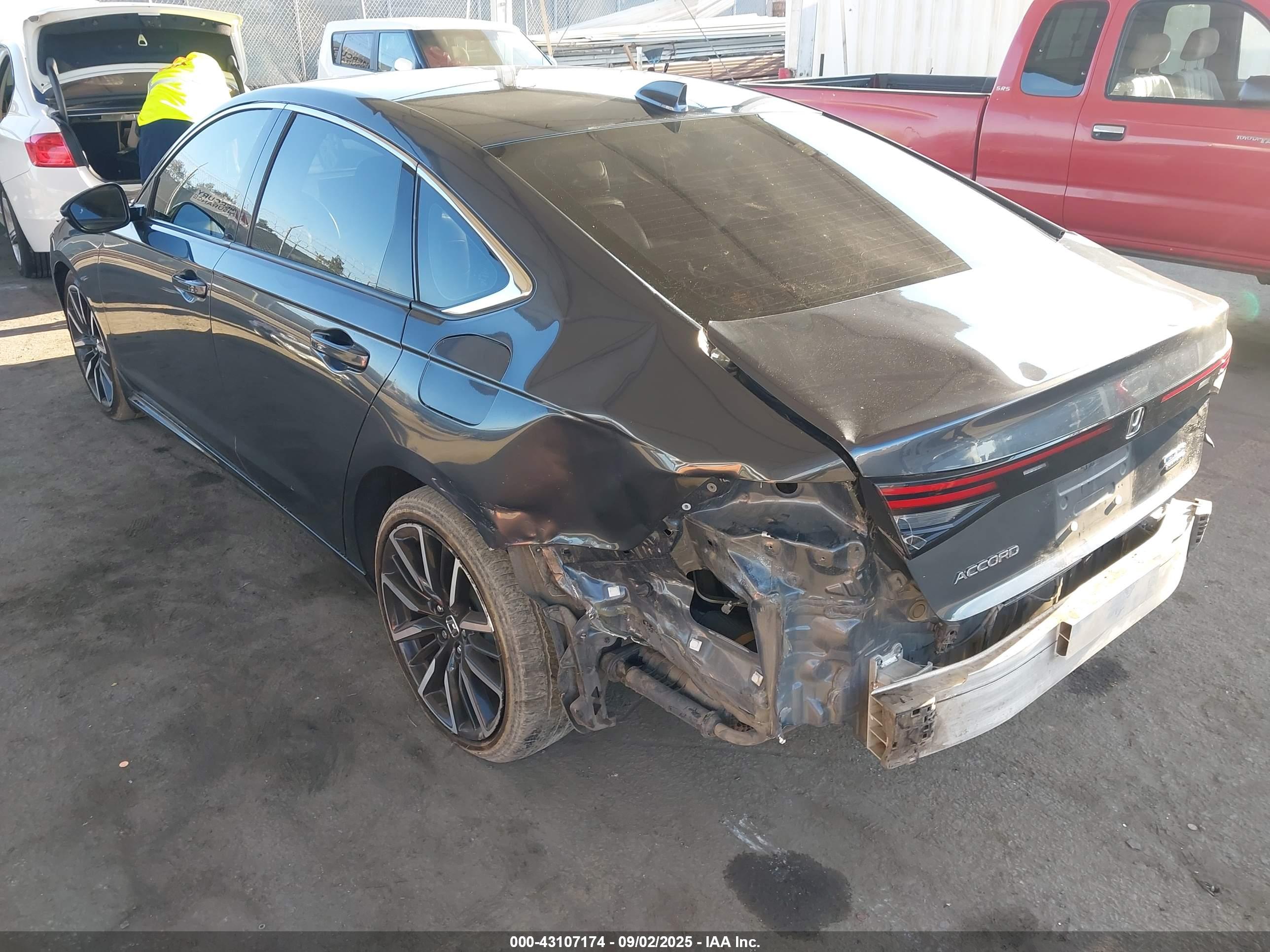 HONDA ACCORD image 3