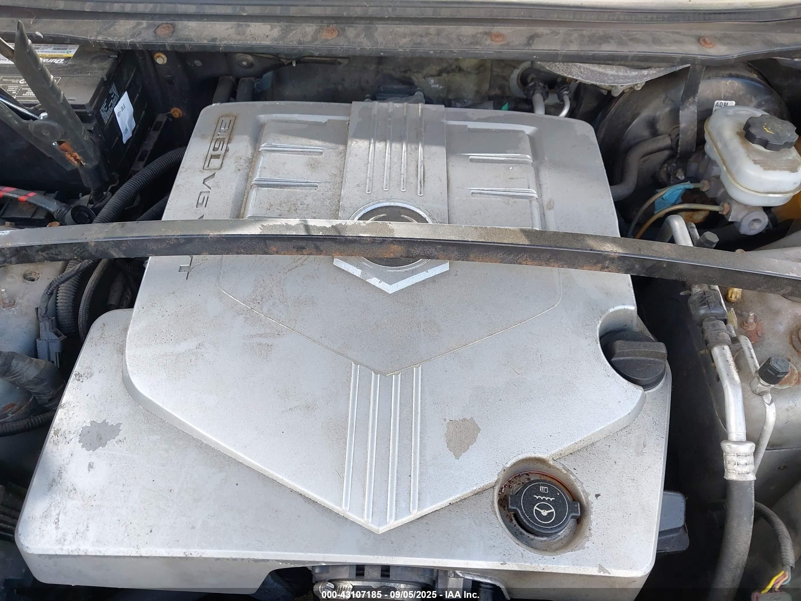 CADILLAC SRX image 10