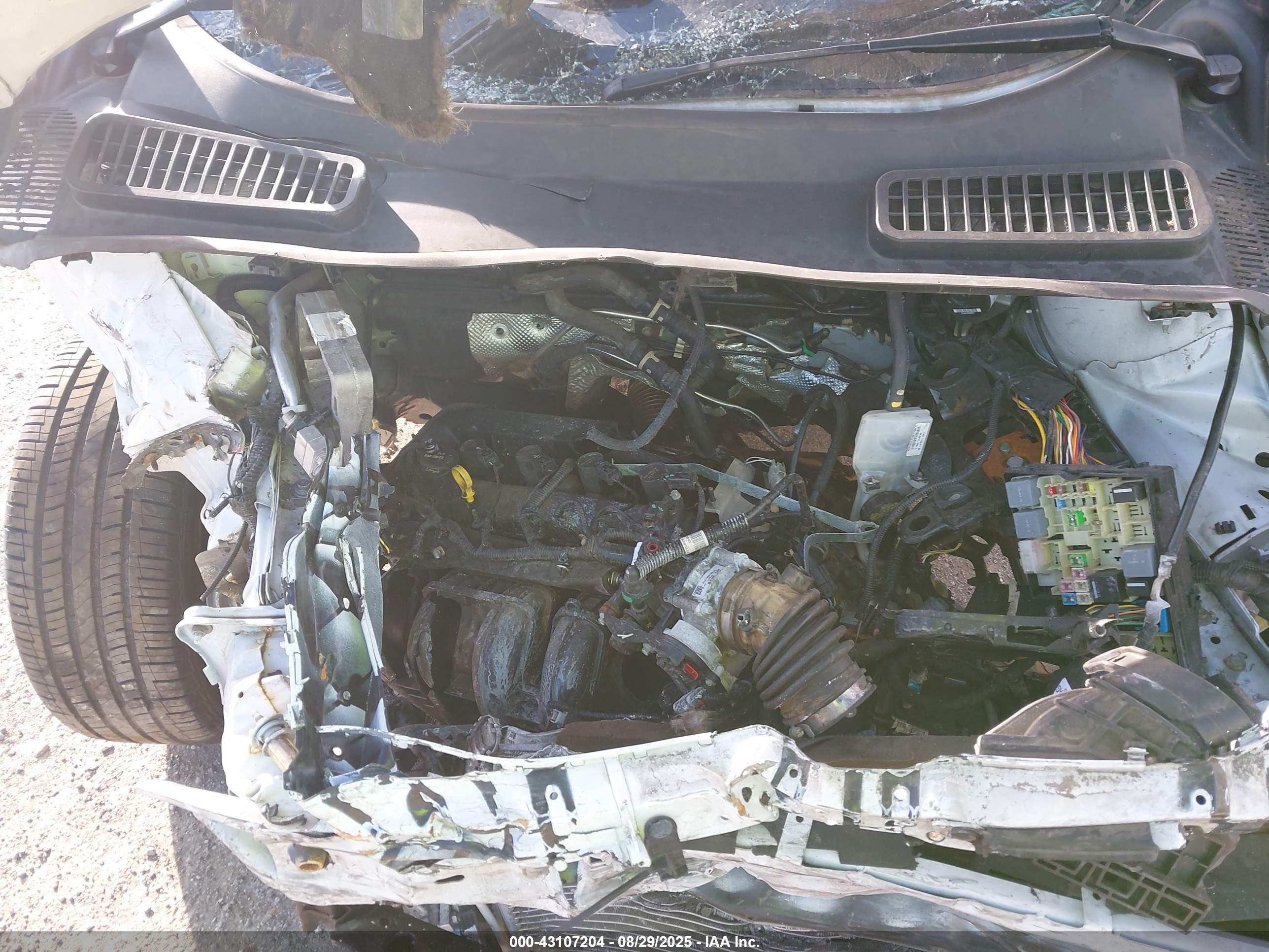 FORD ESCAPE image 10