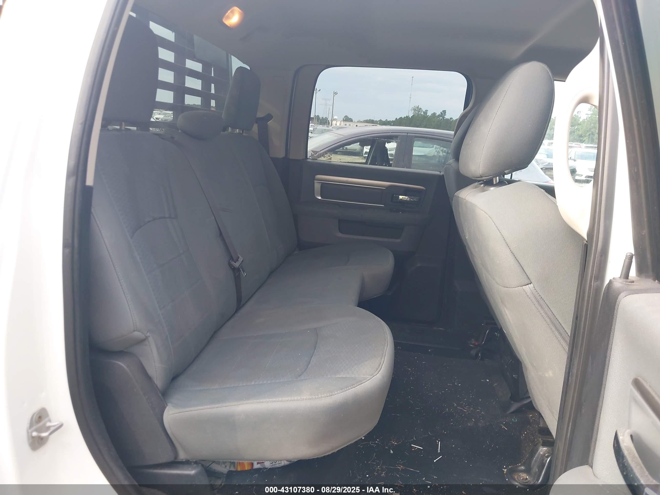 RAM 2500 image 8