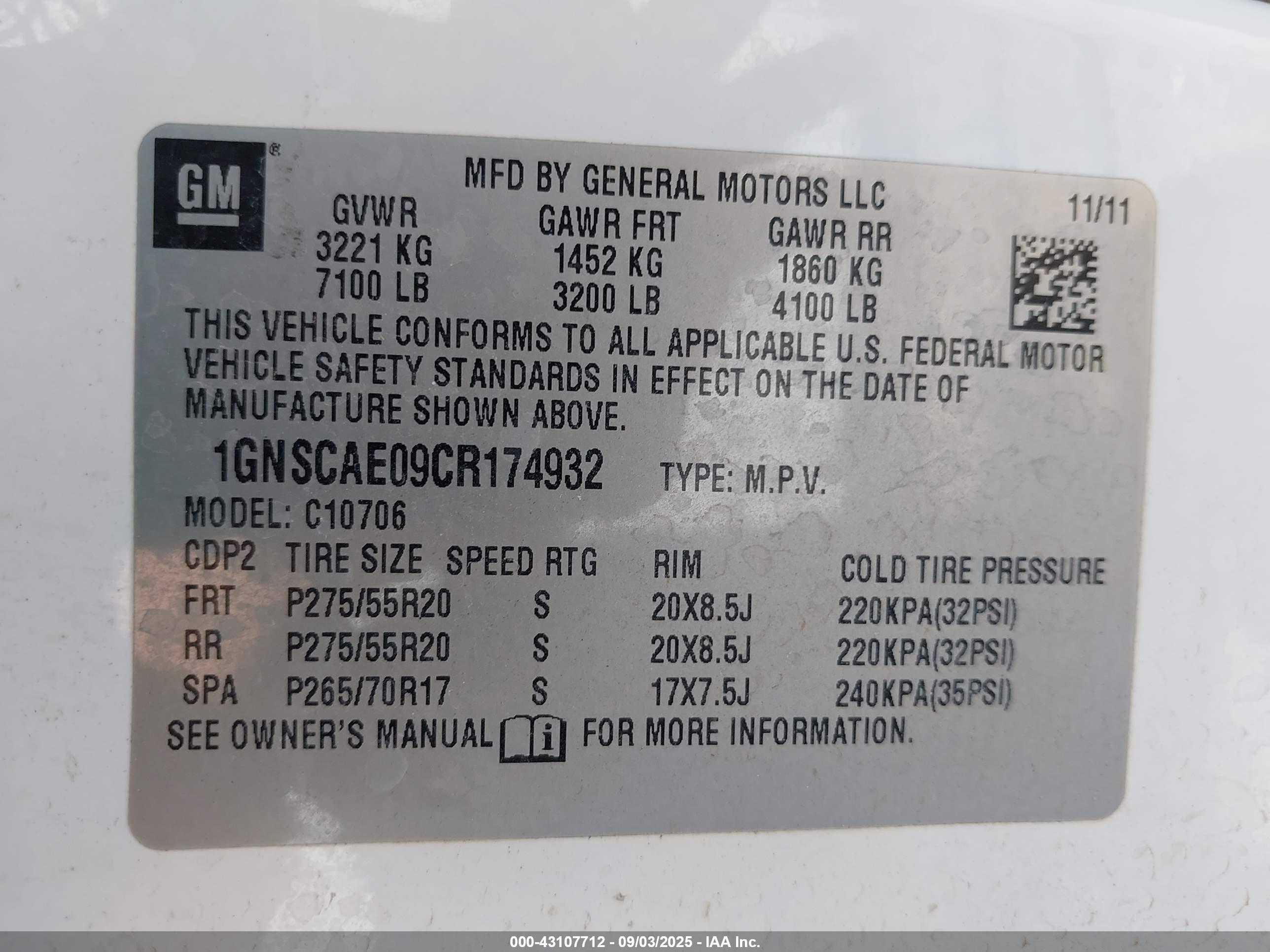 CHEVROLET TAHOE image 9