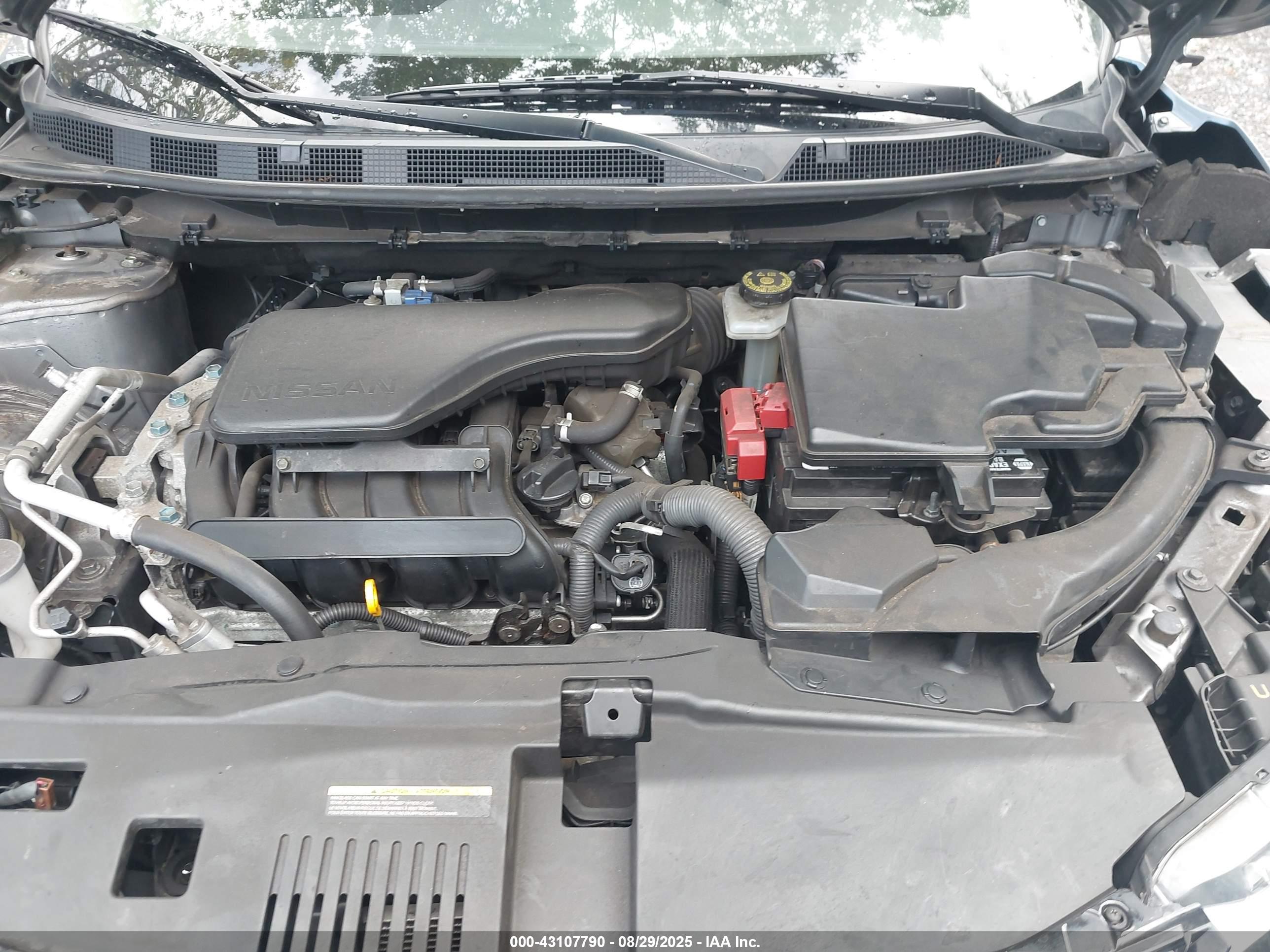 NISSAN ROGUE image 10