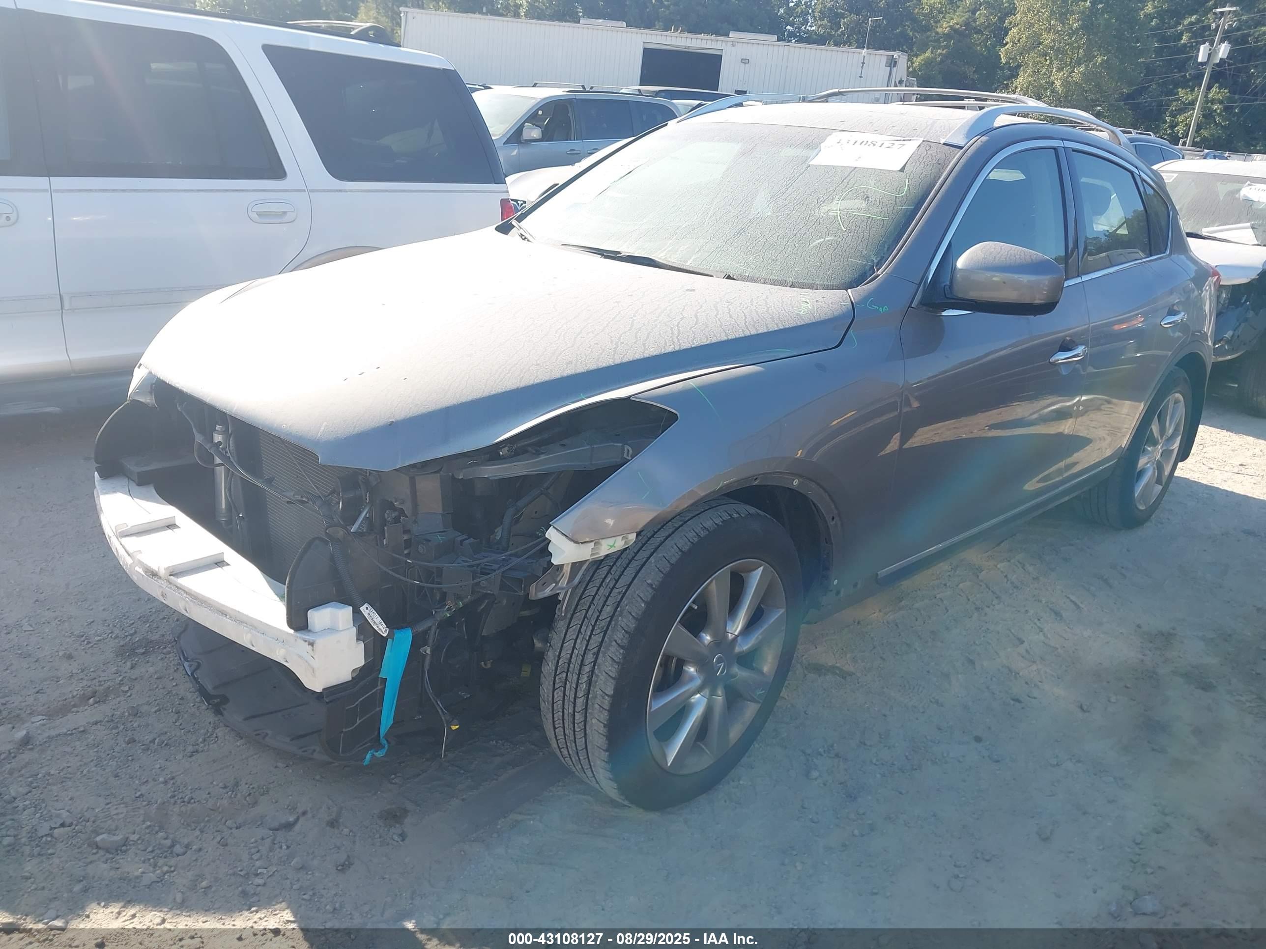INFINITI EX35 image 2