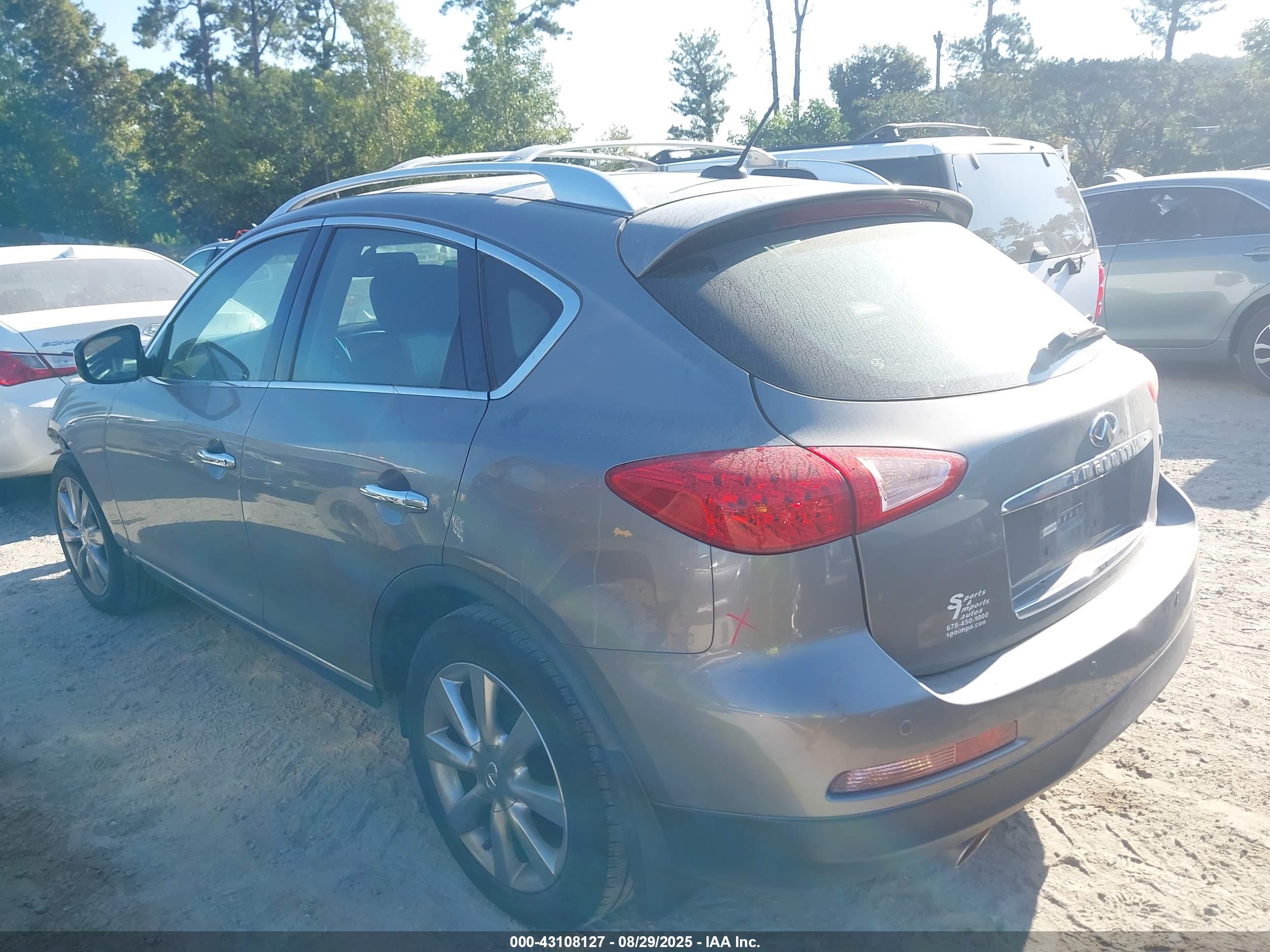 INFINITI EX35 image 3