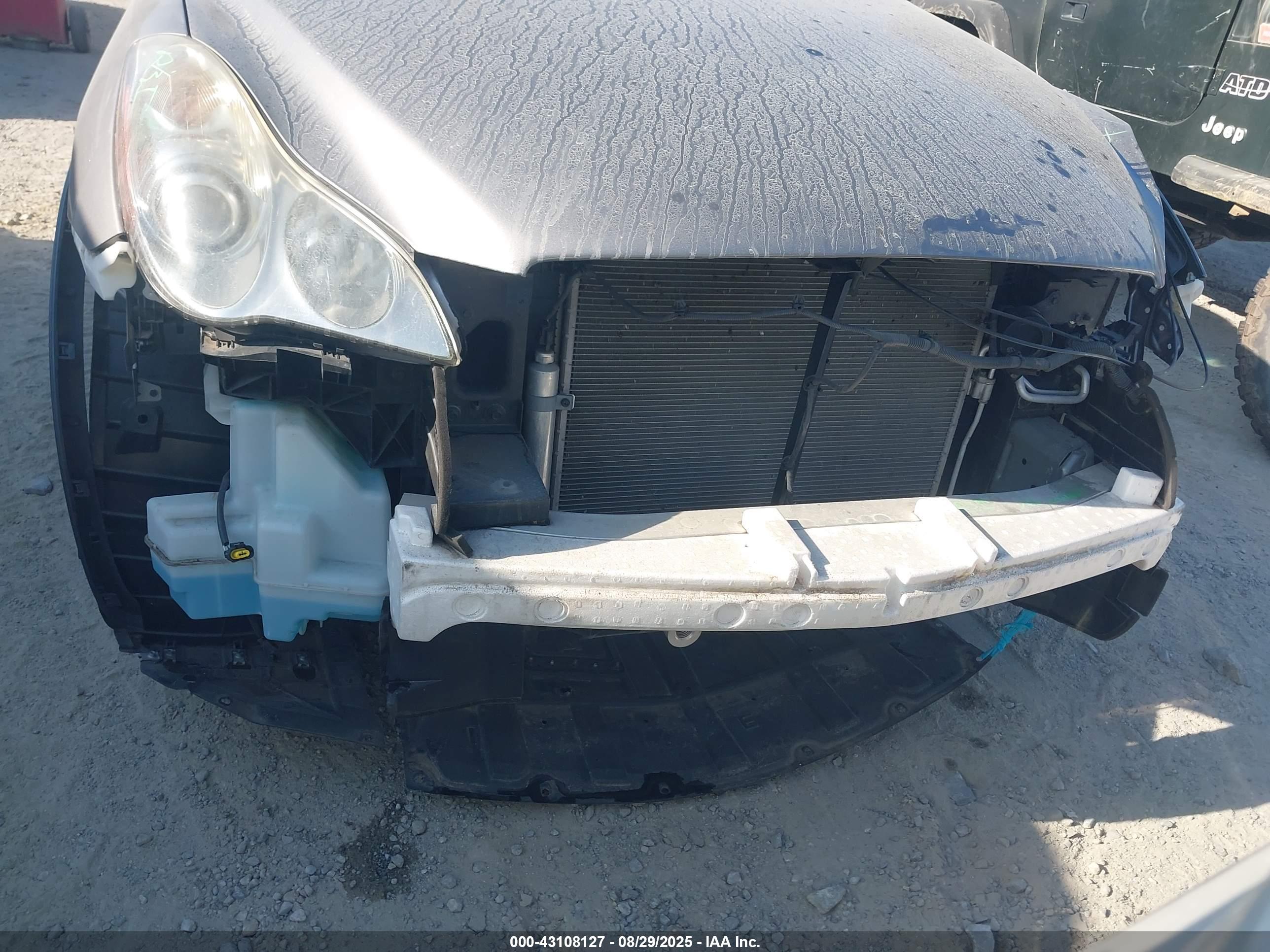 INFINITI EX35 image 6