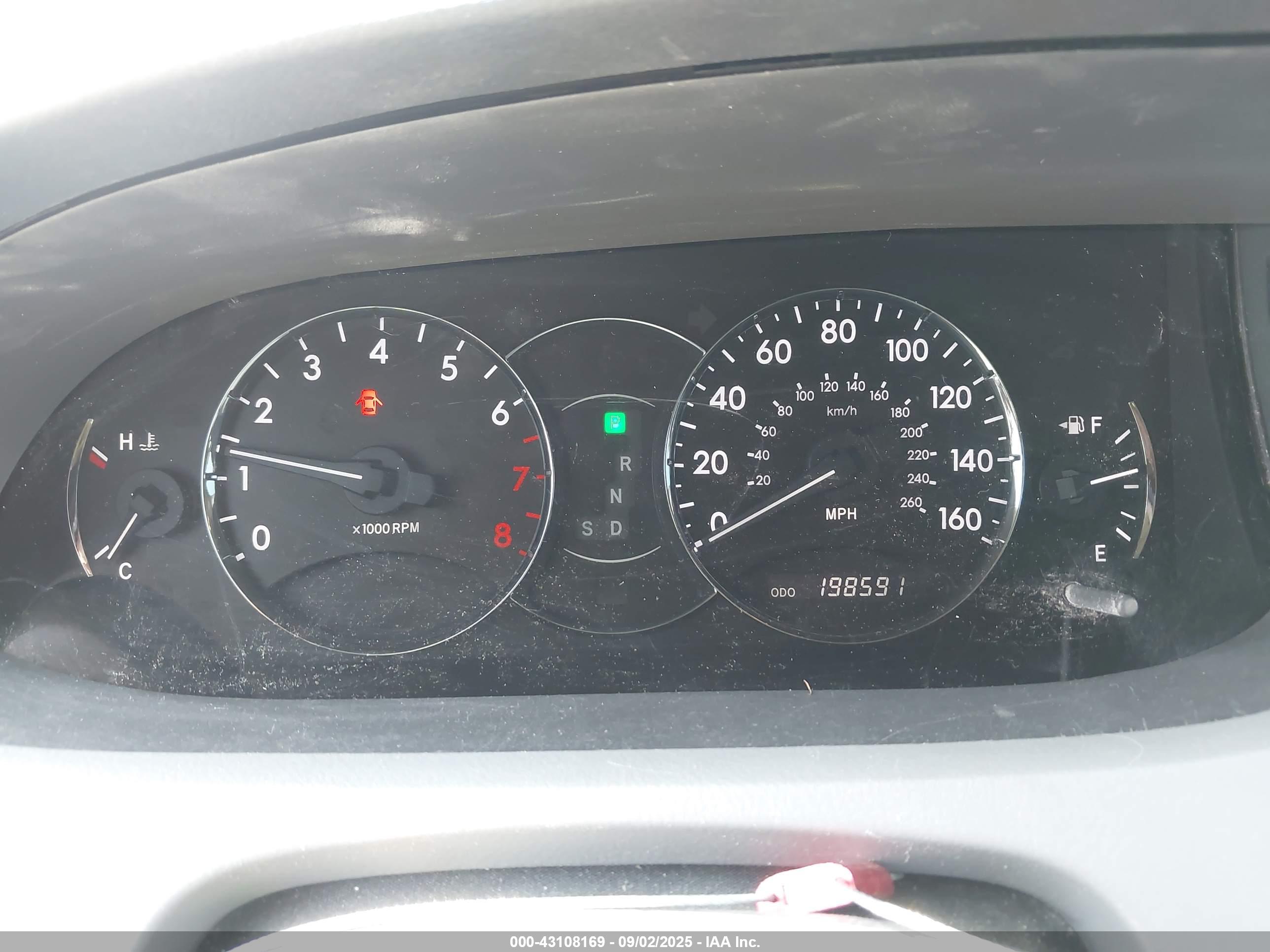 TOYOTA AVALON image 7