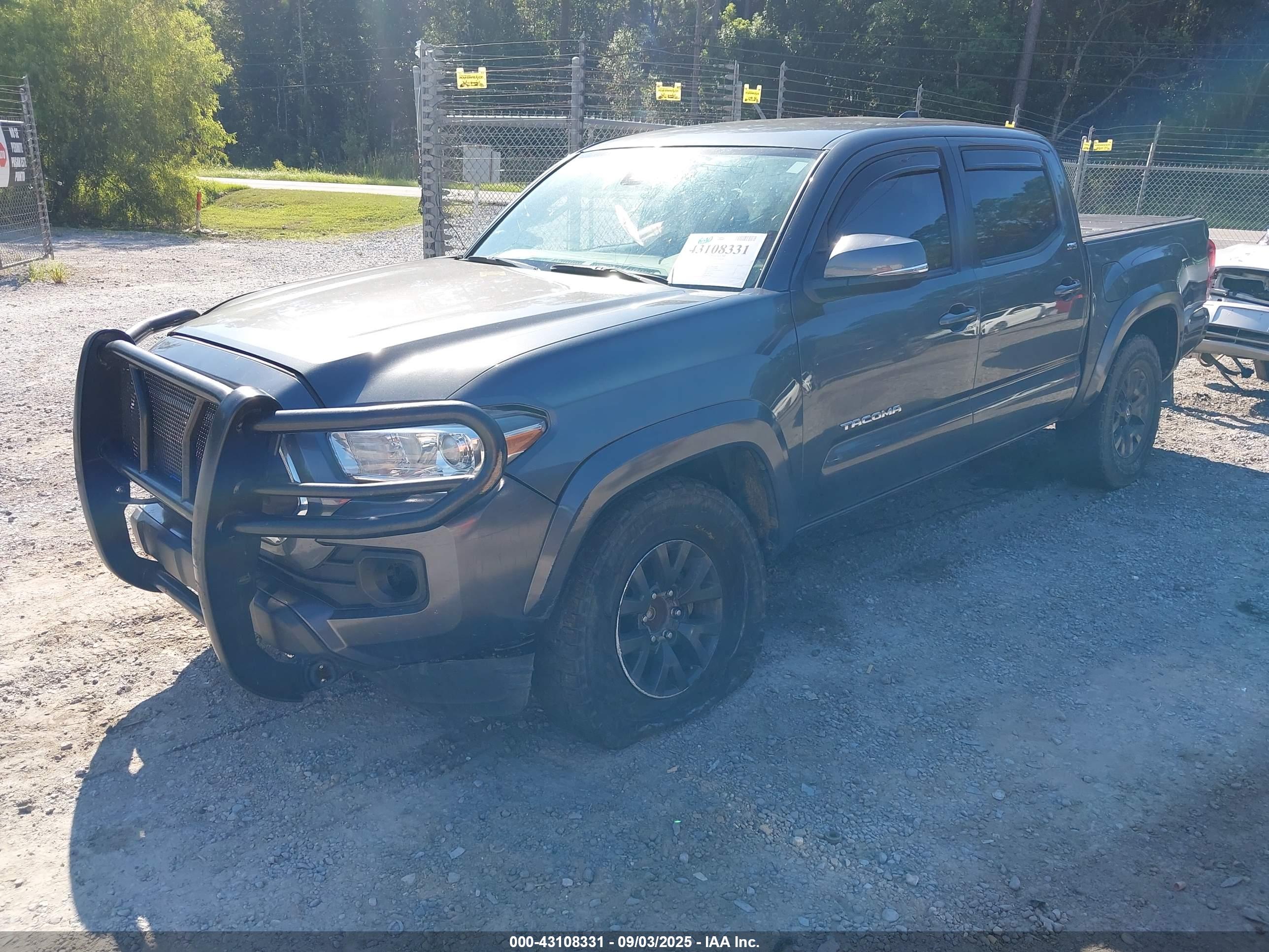 TOYOTA TACOMA image 2