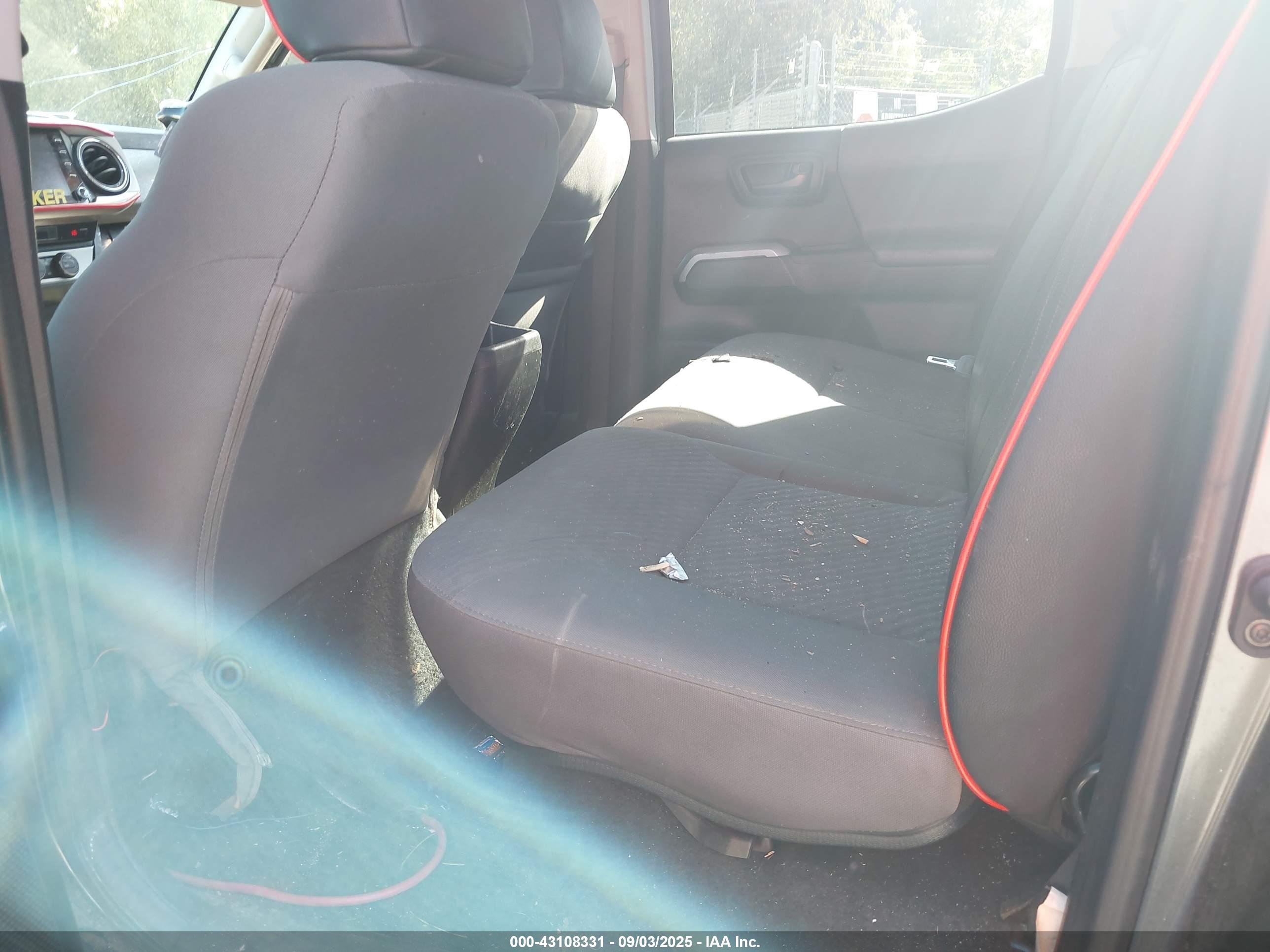 TOYOTA TACOMA image 8