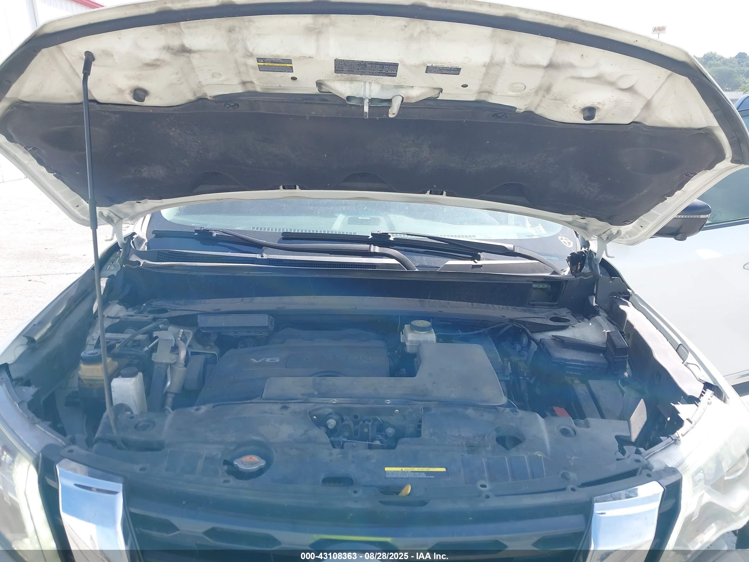 NISSAN PATHFINDER image 10
