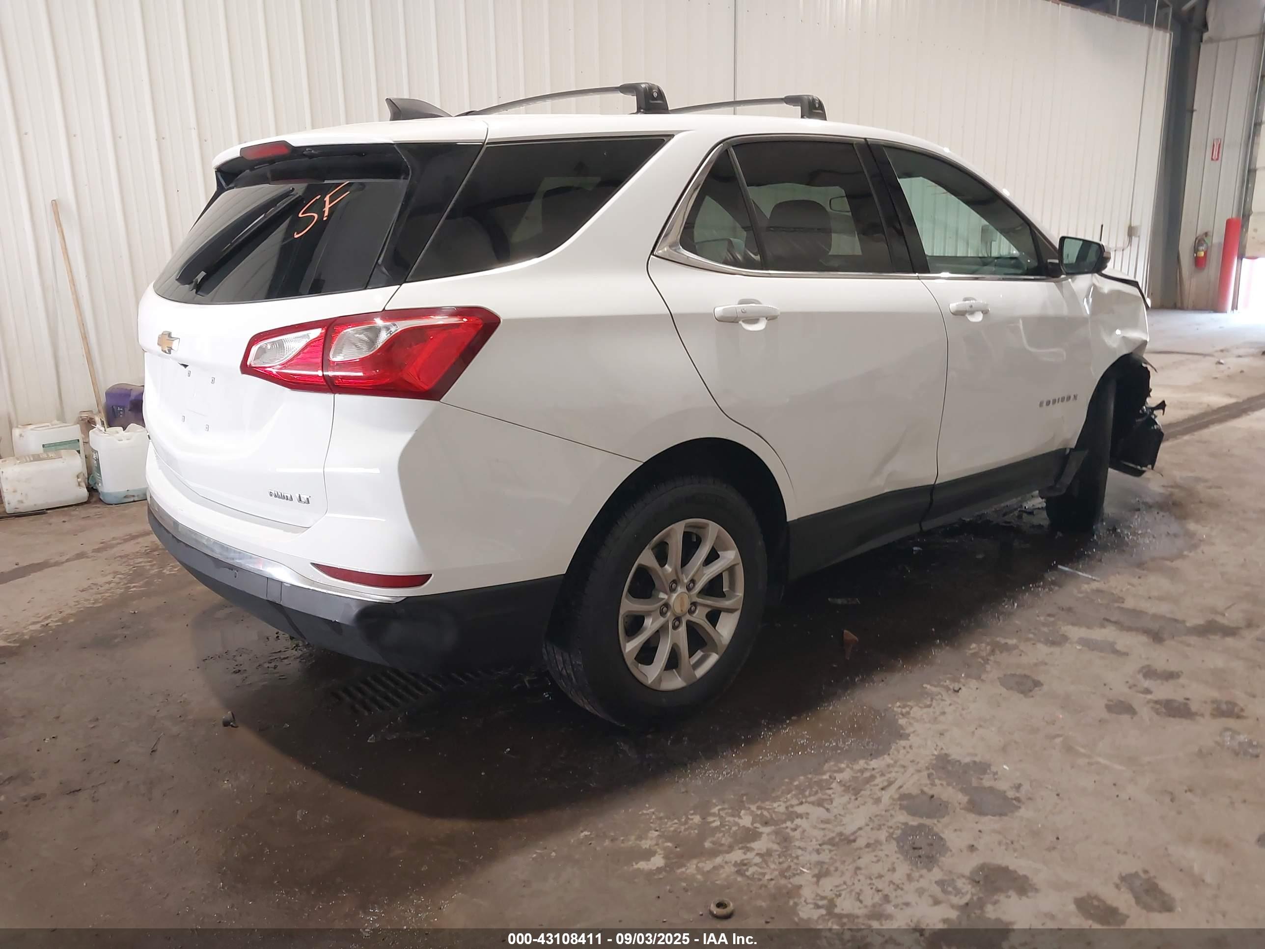 CHEVROLET EQUINOX image 4