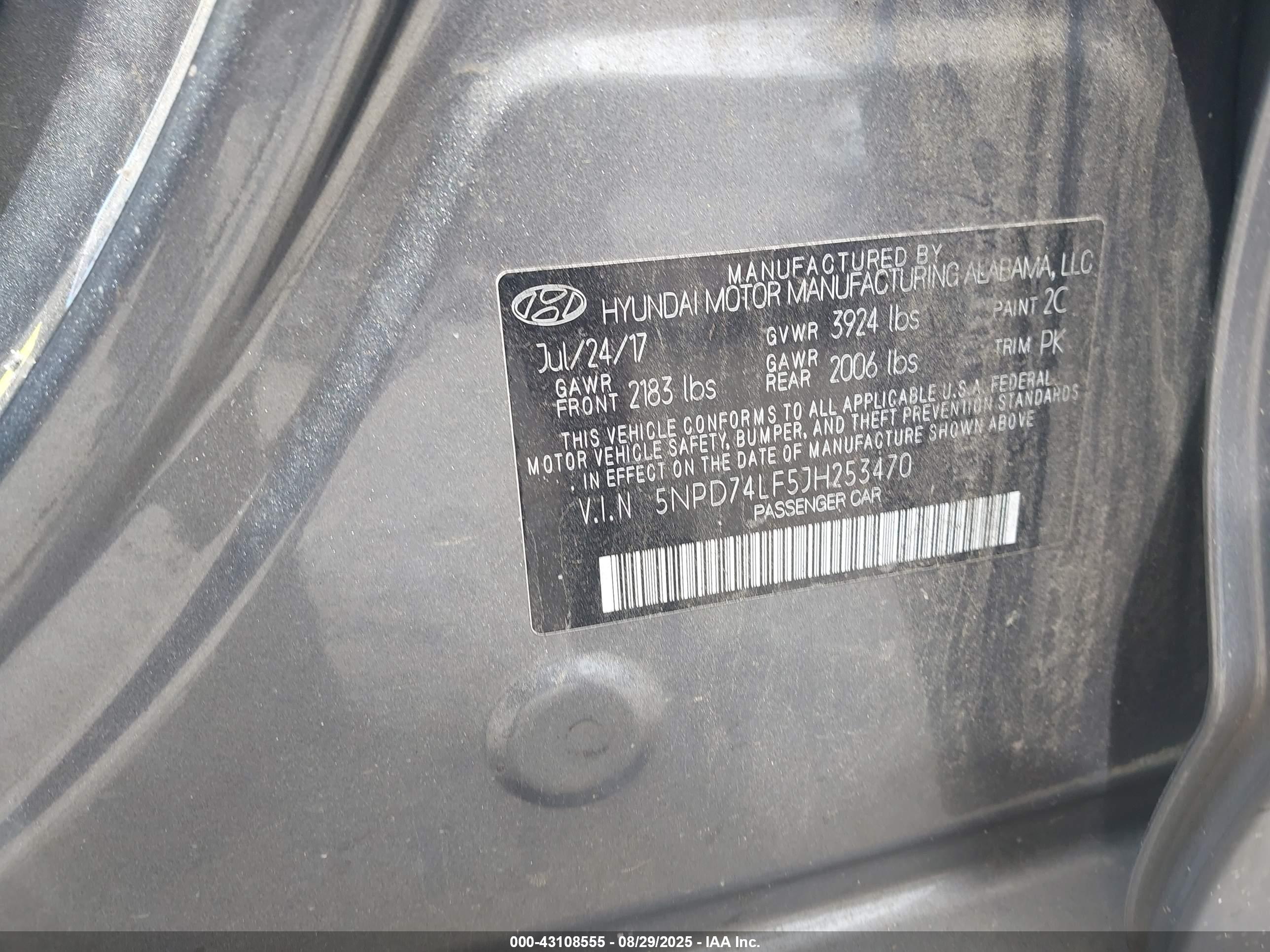 HYUNDAI ELANTRA image 9