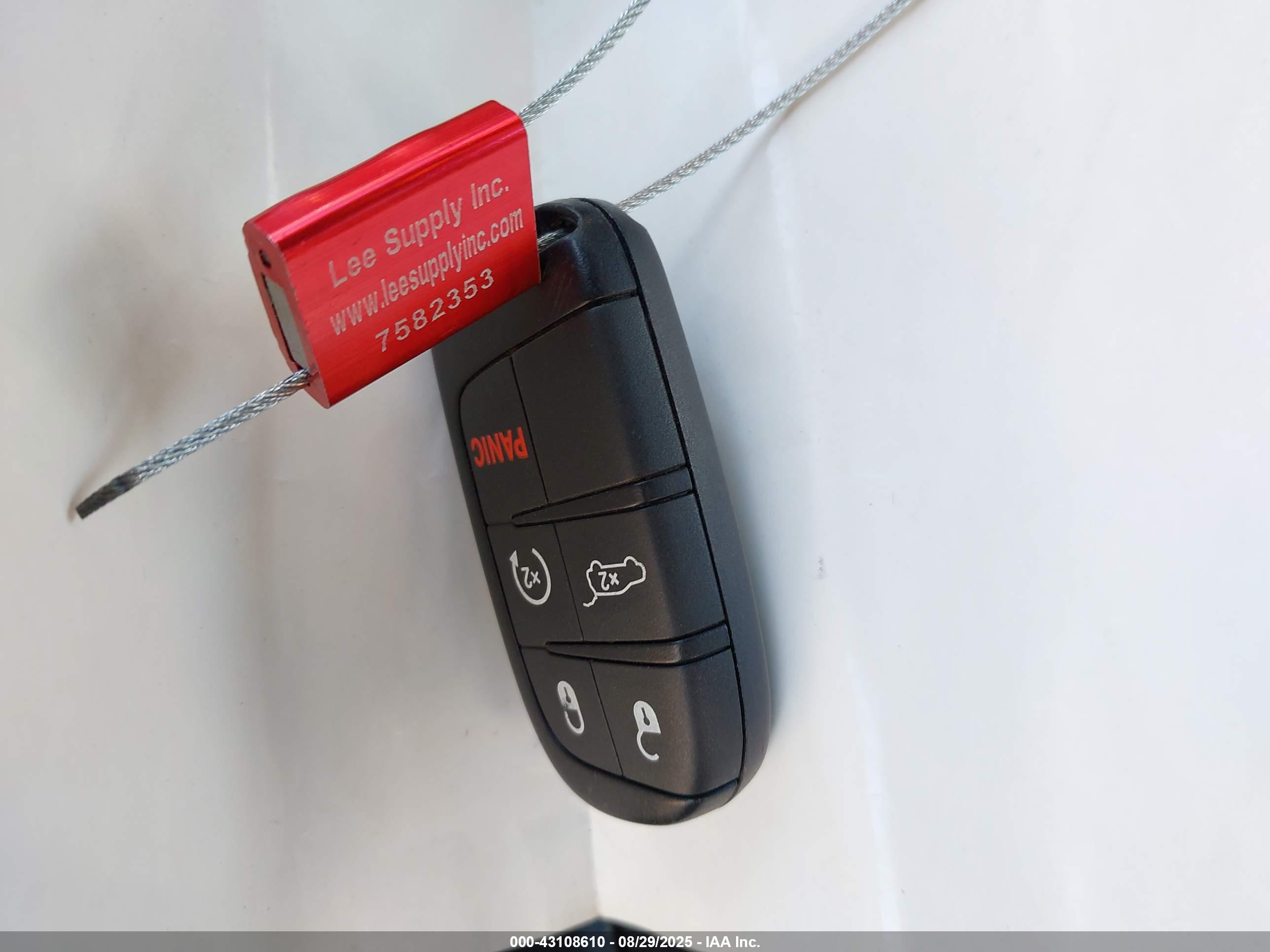 JEEP GRAND image 11