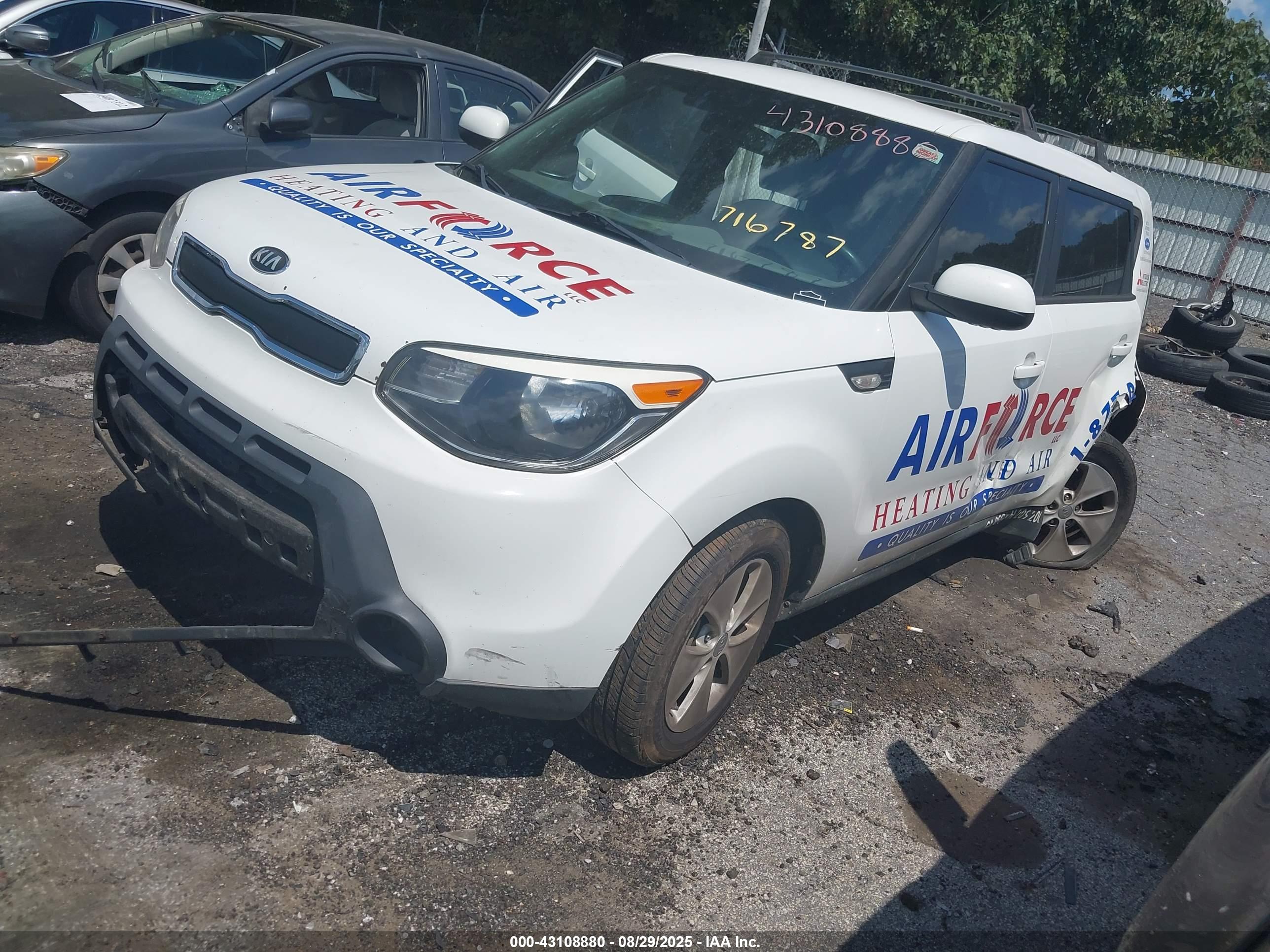KIA SOUL image 2