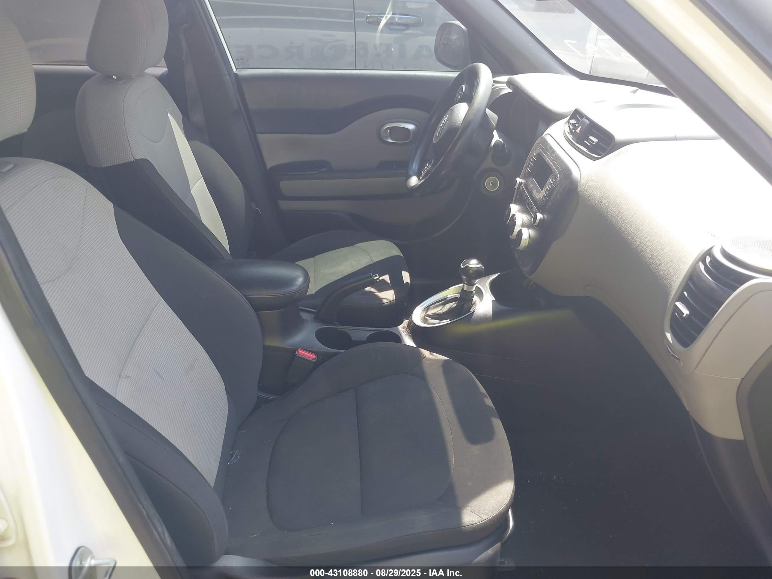 KIA SOUL image 5