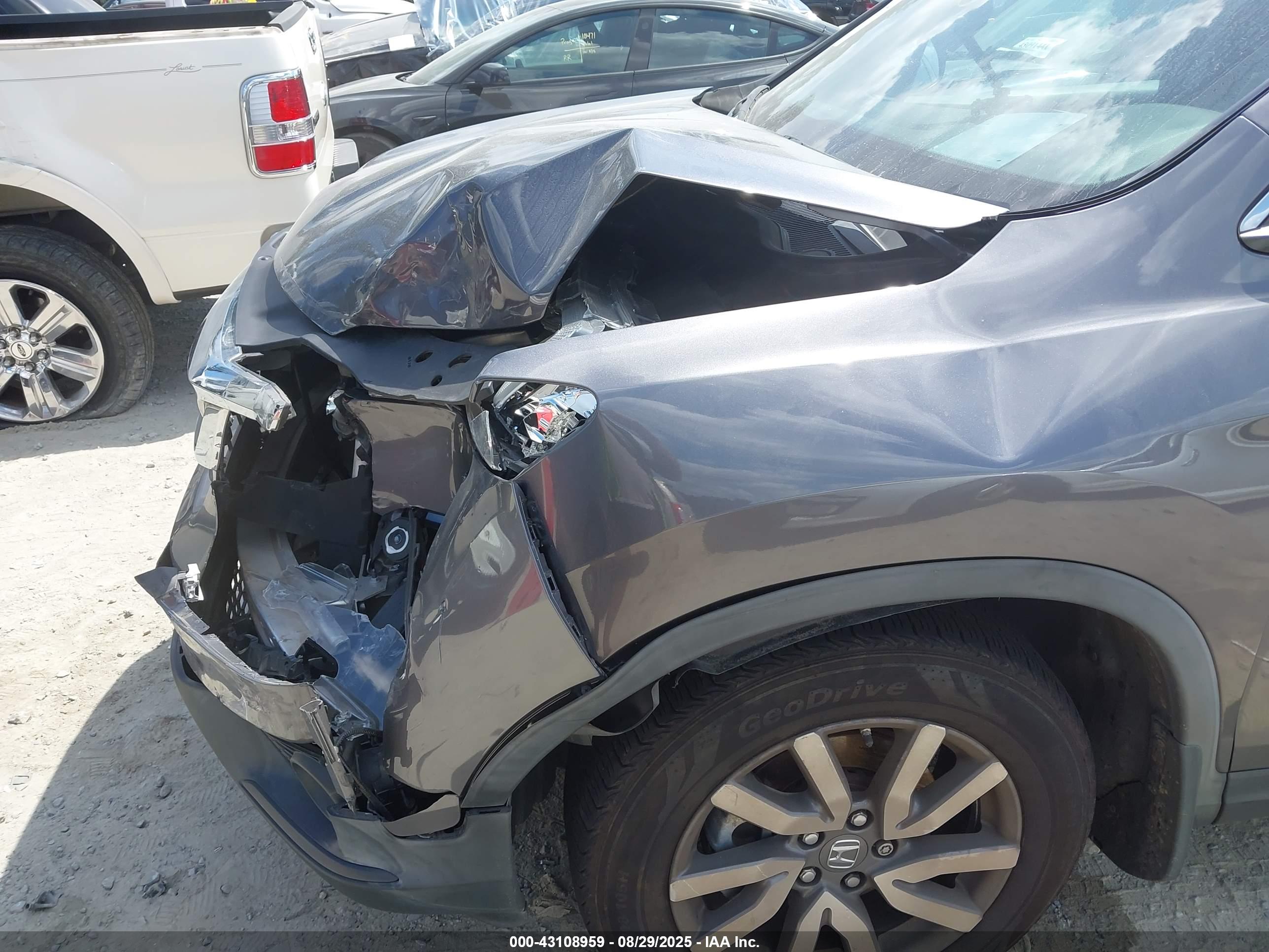 HONDA PILOT image 6