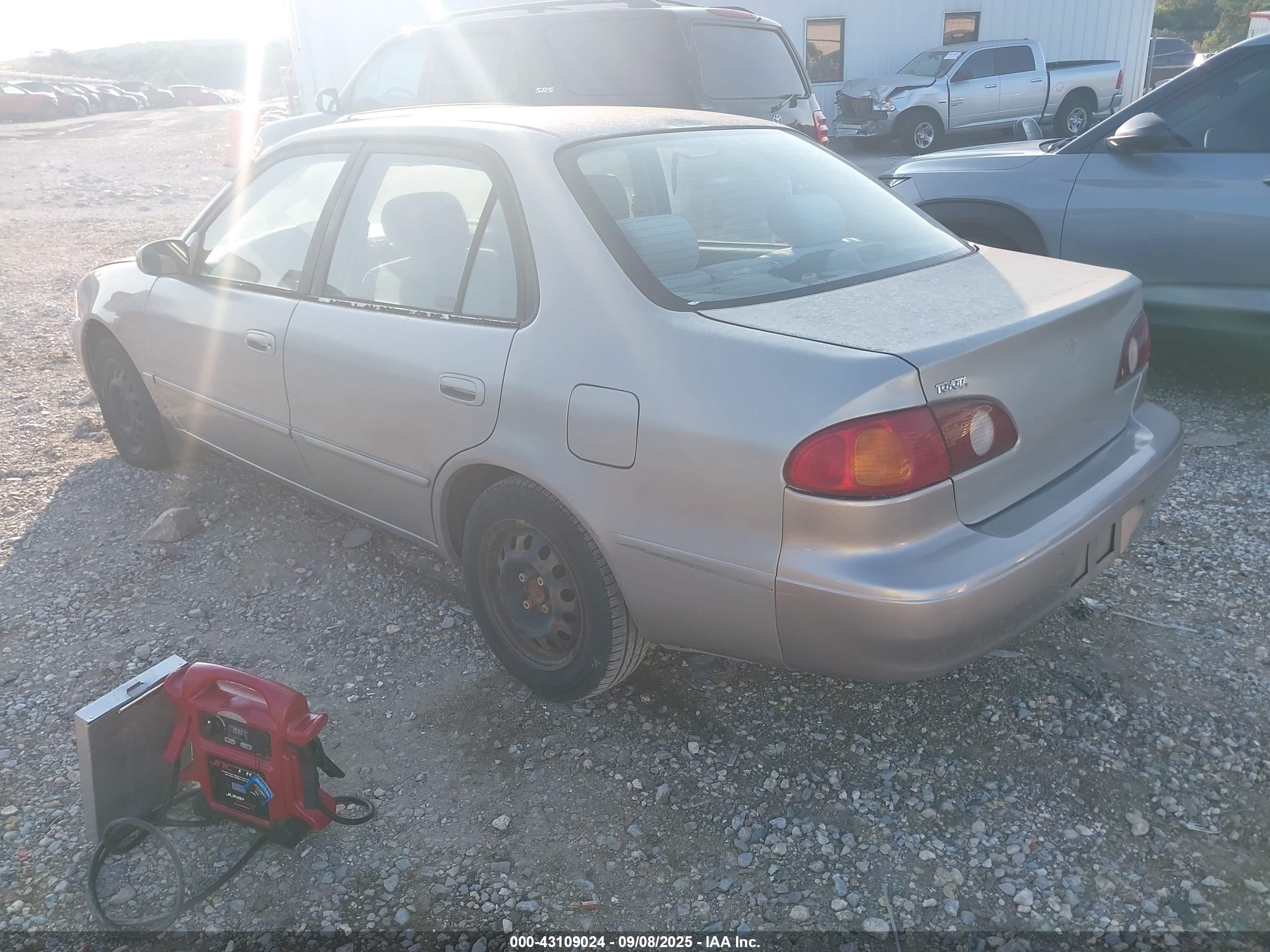 TOYOTA COROLLA image 3