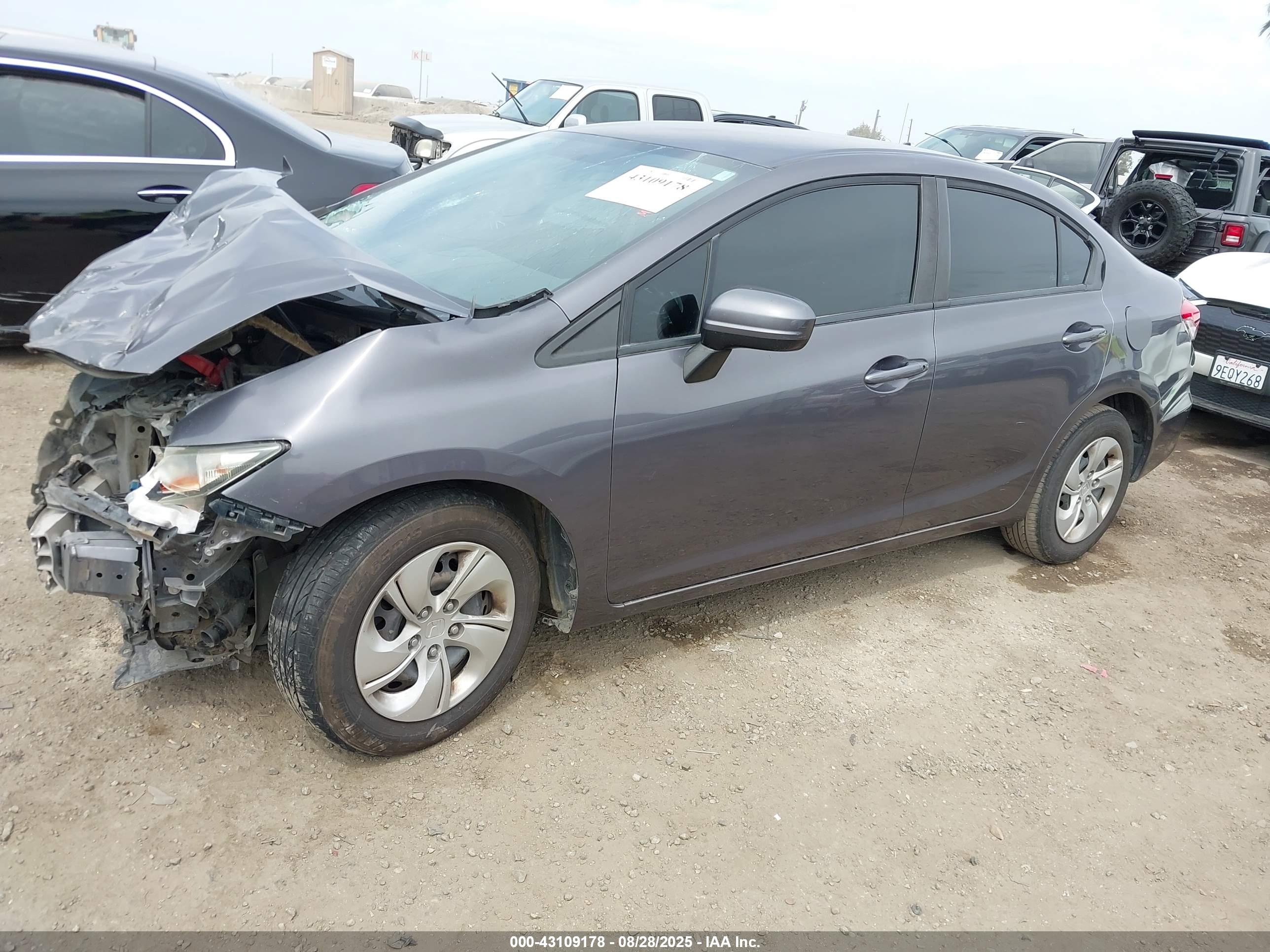 HONDA CIVIC image 2