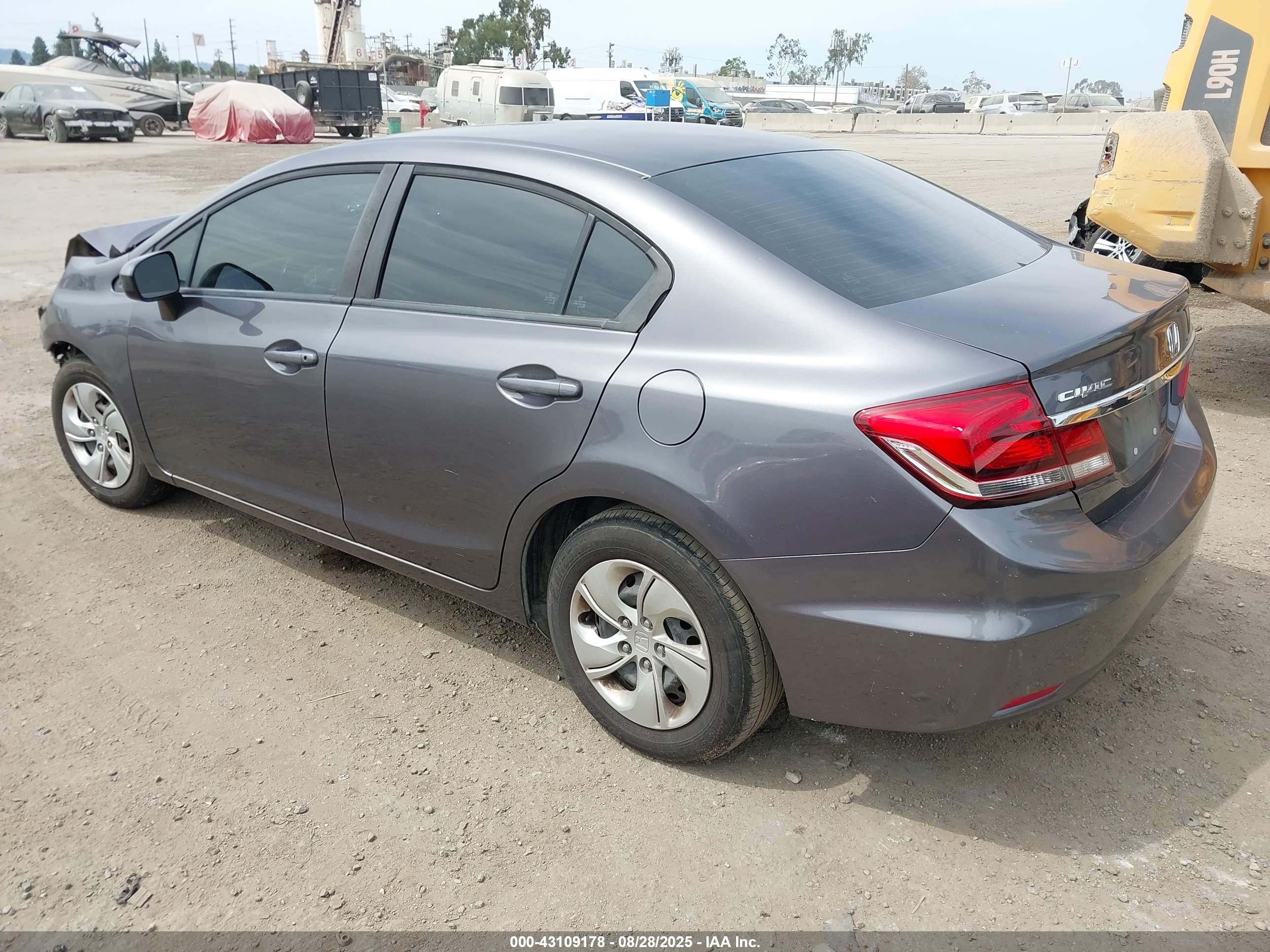 HONDA CIVIC image 3
