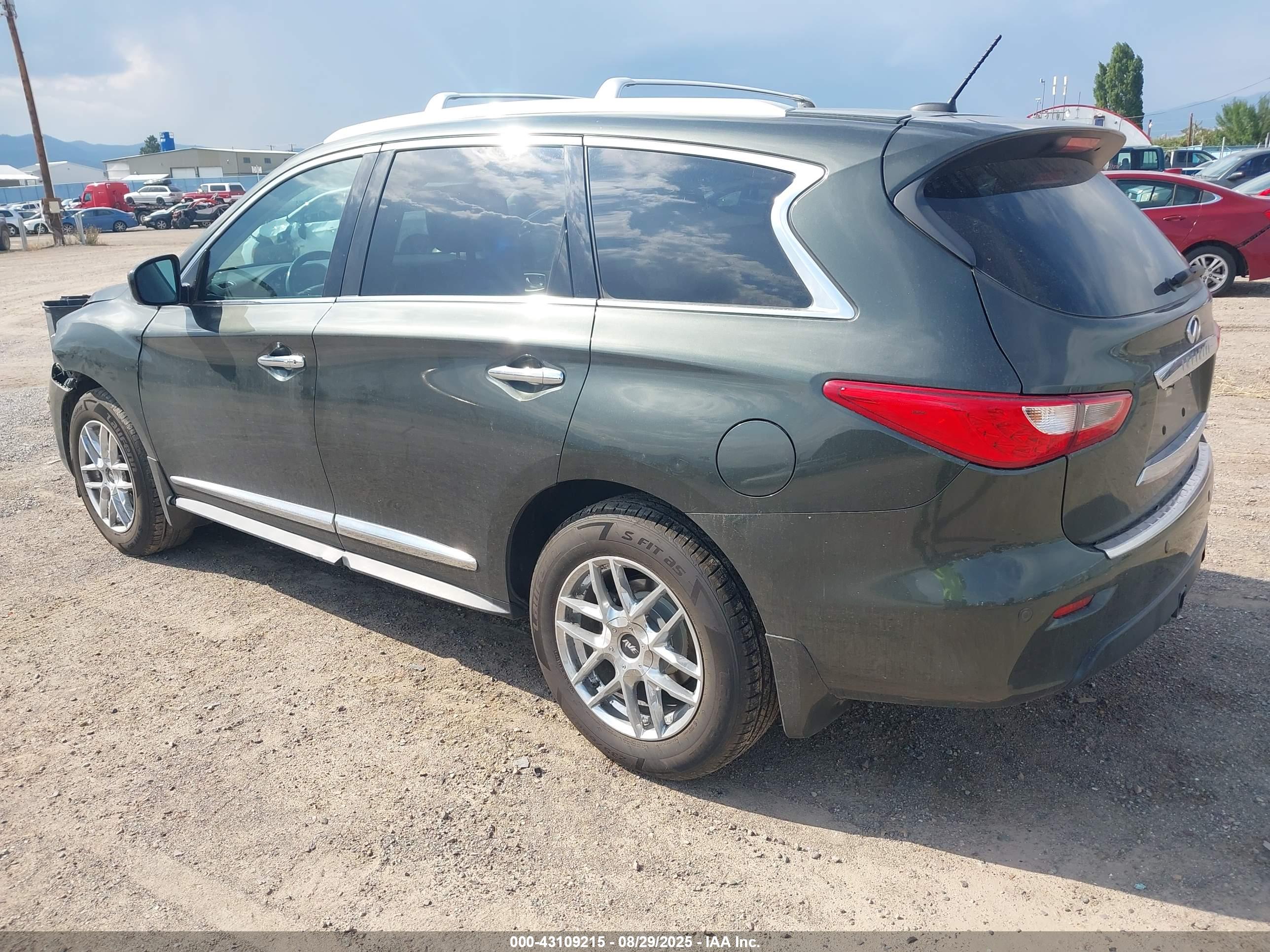 INFINITI JX35 image 3