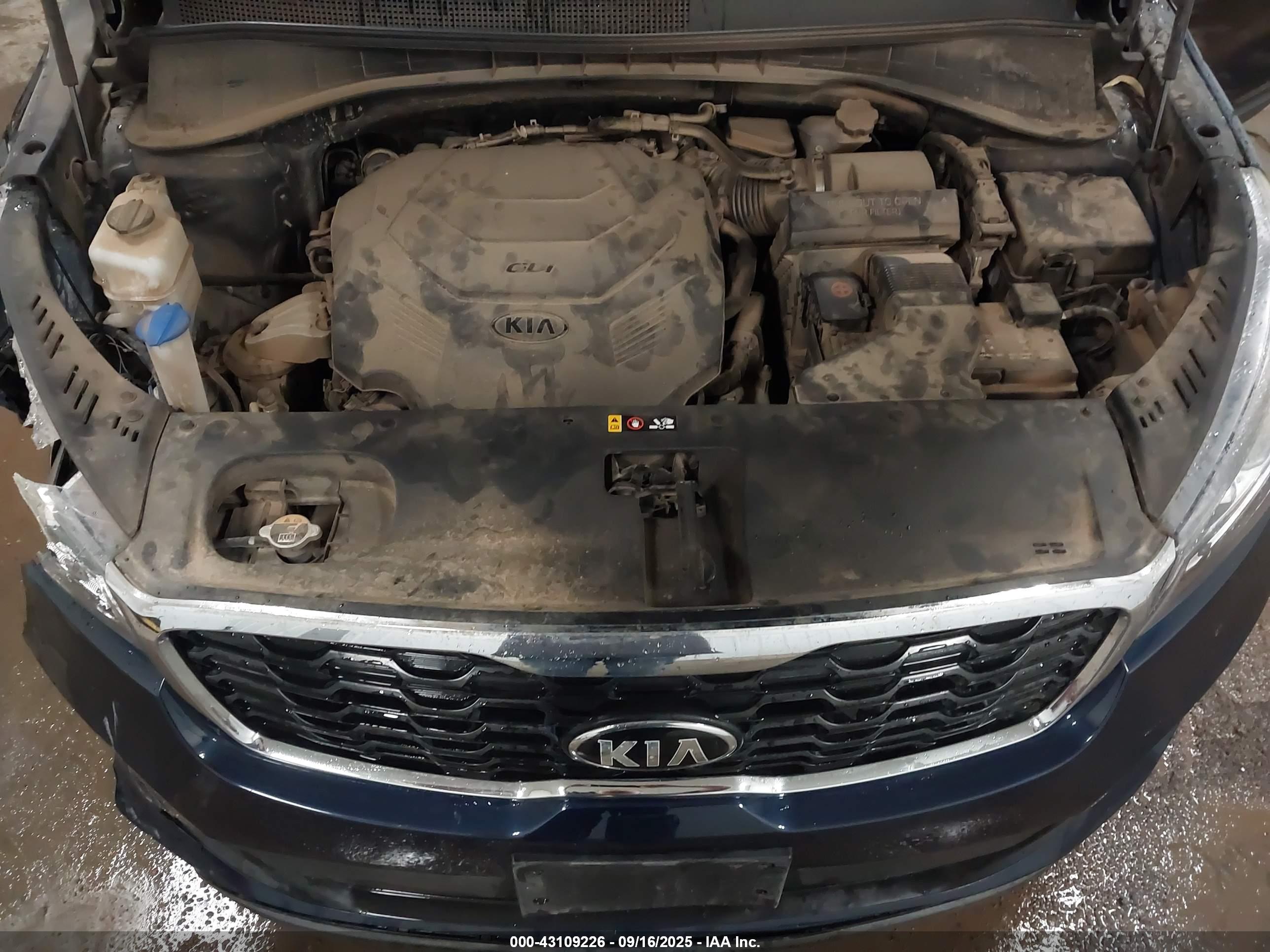 KIA SORENTO image 10