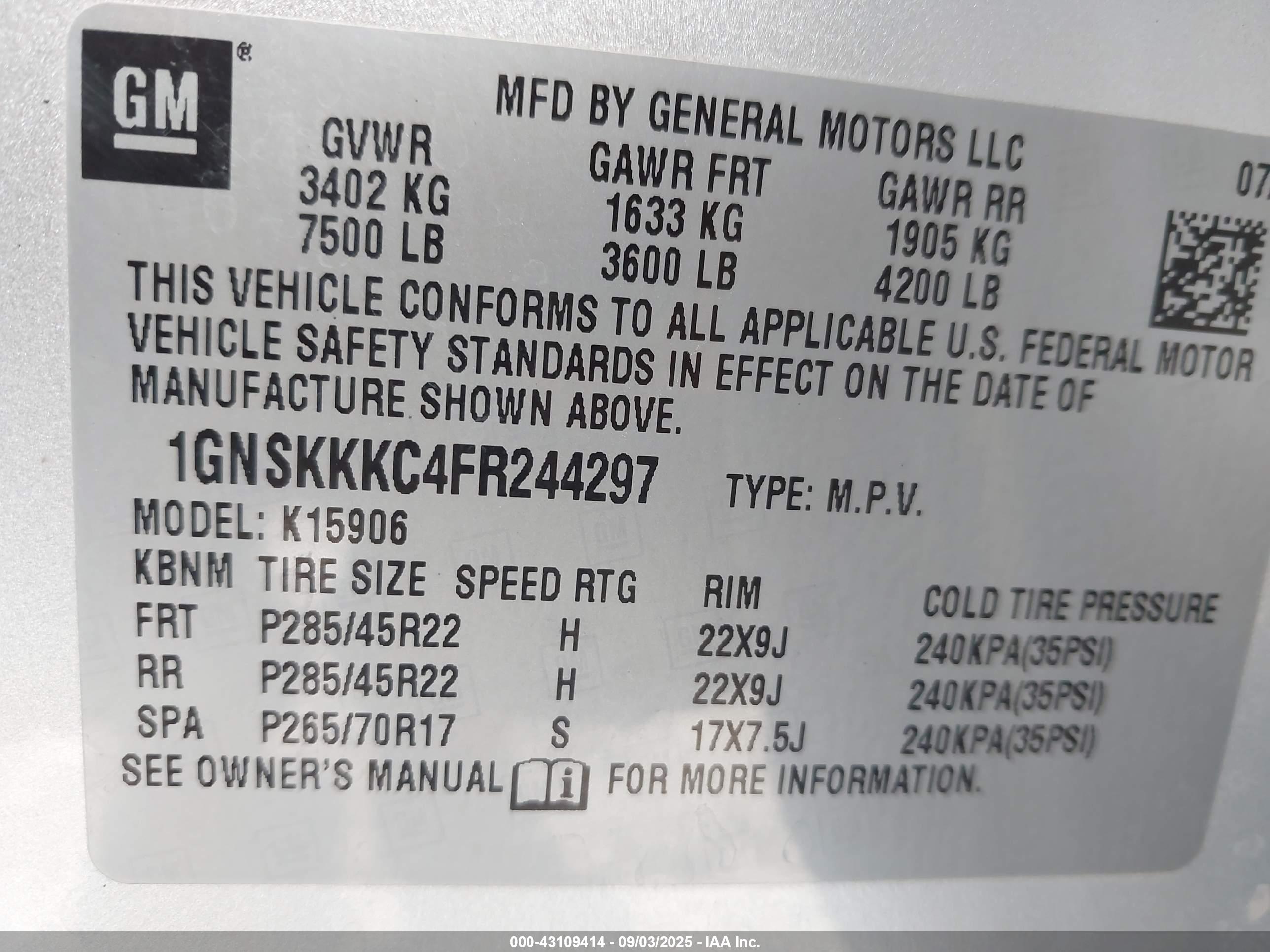 CHEVROLET SUBURBAN image 9