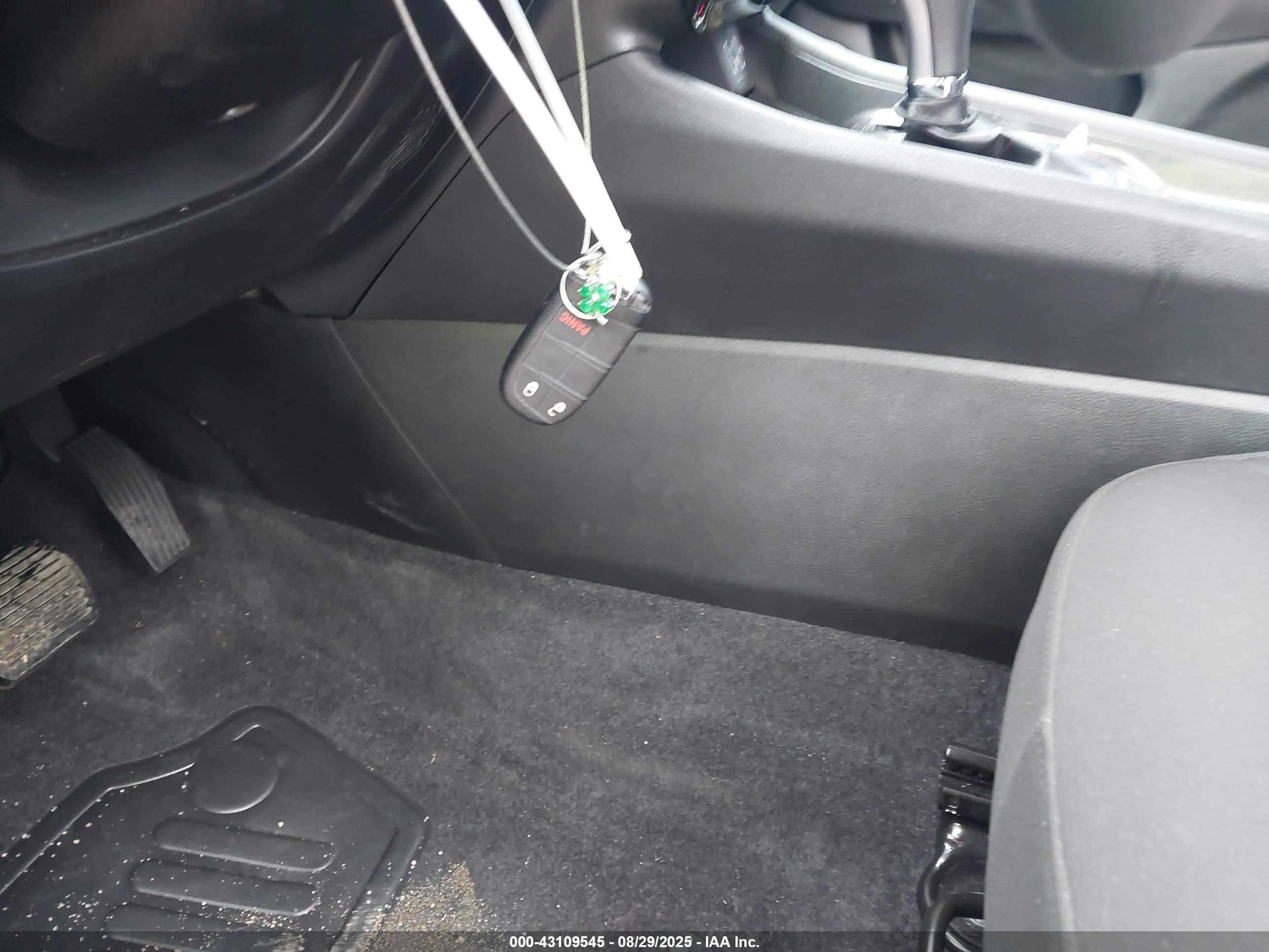 JEEP COMPASS image 11